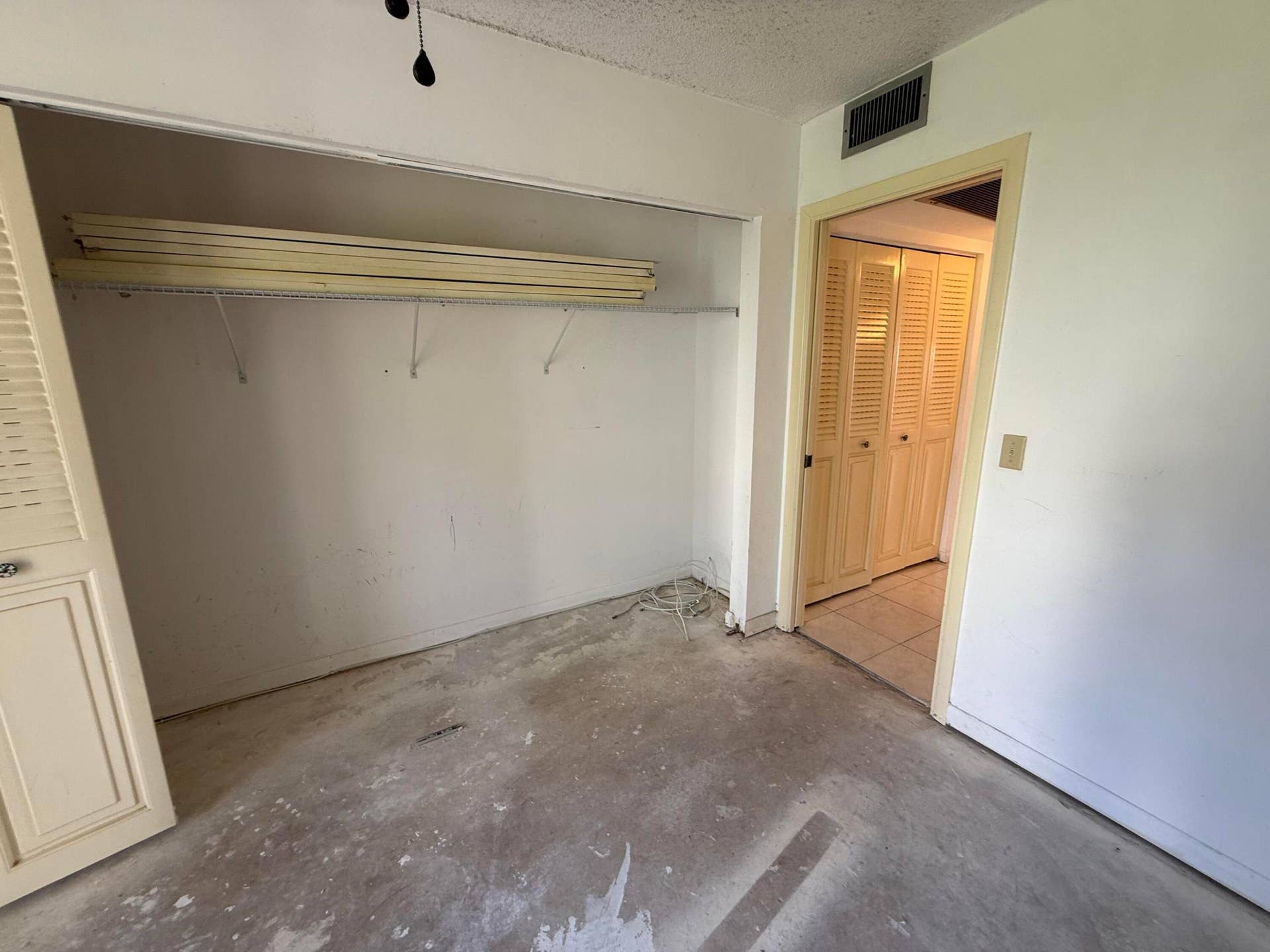 13 Dorset A, Boca Raton, FL 33434 13 Dorset A, Boca Raton, FL 33434