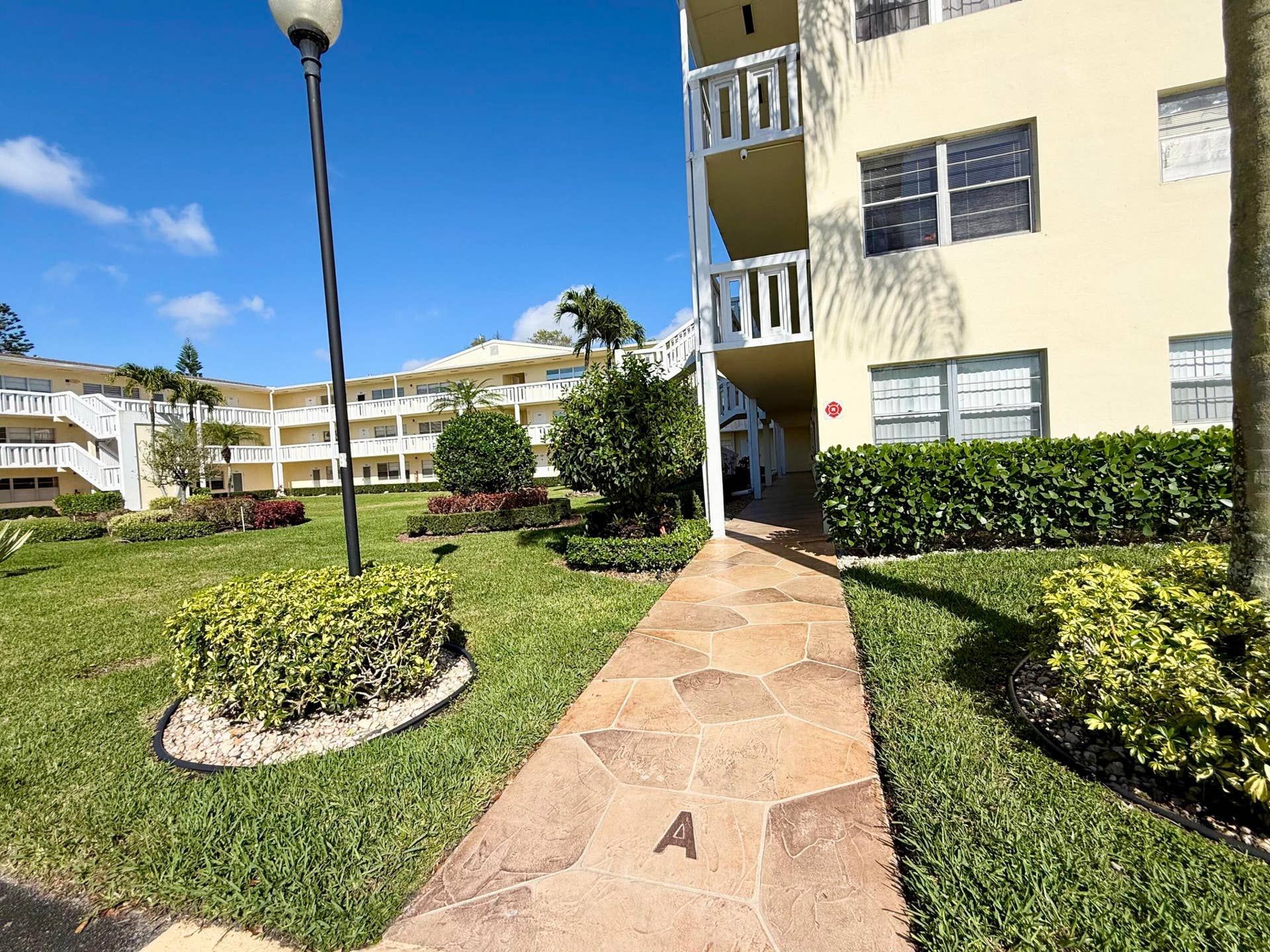 13 Dorset A, Boca Raton, FL 33434 13 Dorset A, Boca Raton, FL 33434