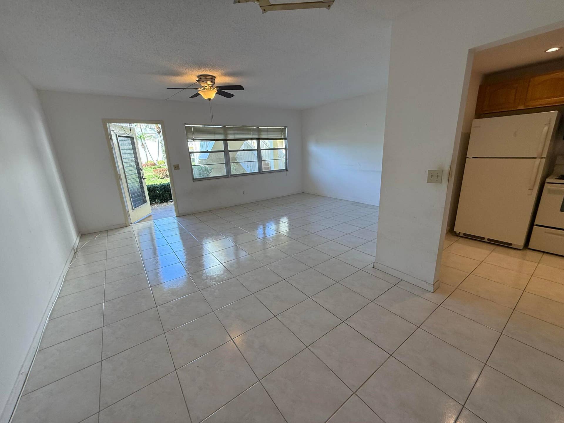 13 Dorset A, Boca Raton, FL 33434 13 Dorset A, Boca Raton, FL 33434