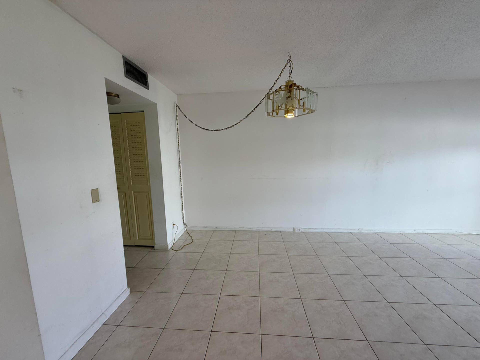 13 Dorset A, Boca Raton, FL 33434 13 Dorset A, Boca Raton, FL 33434