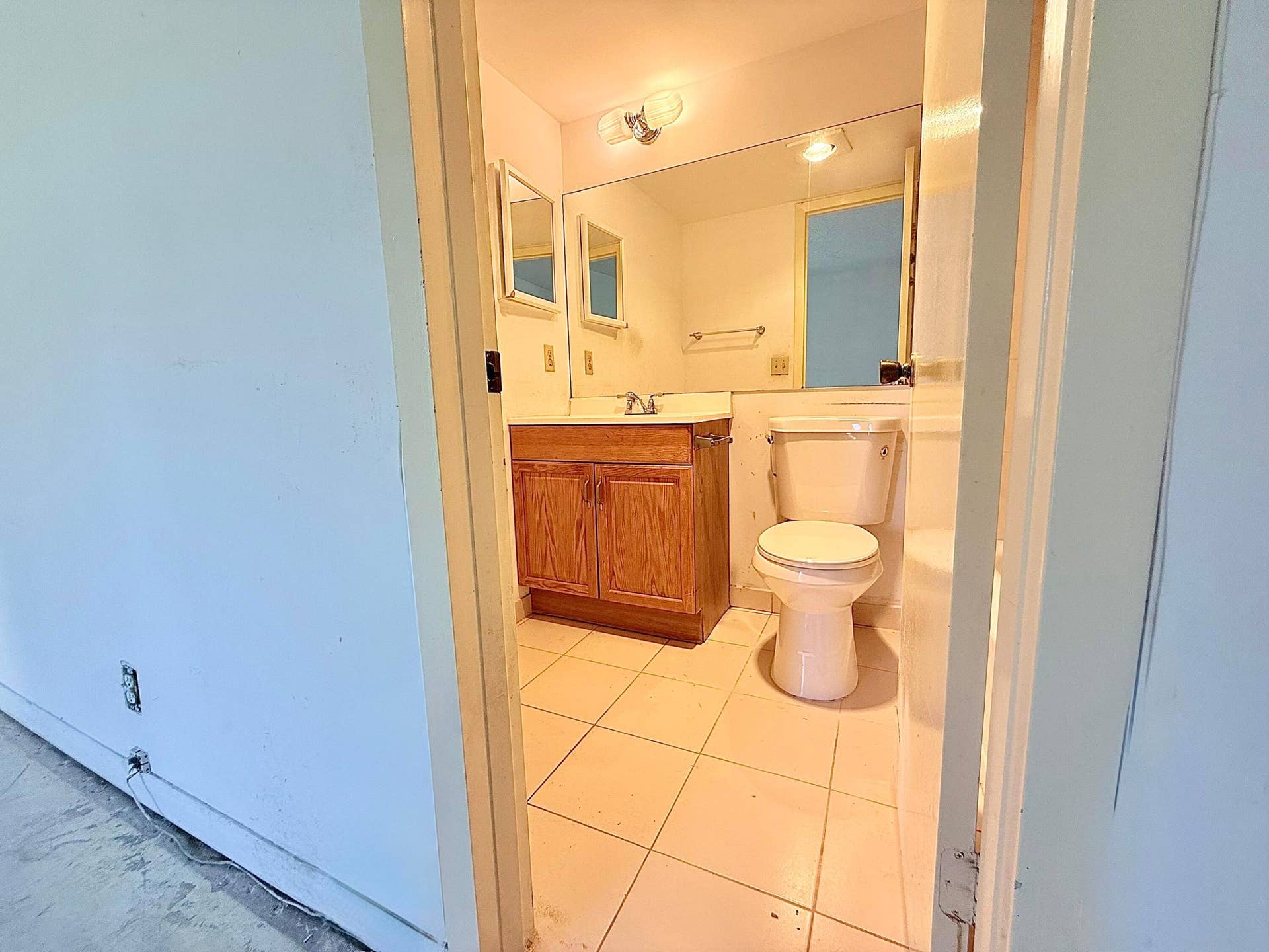 13 Dorset A, Boca Raton, FL 33434 13 Dorset A, Boca Raton, FL 33434