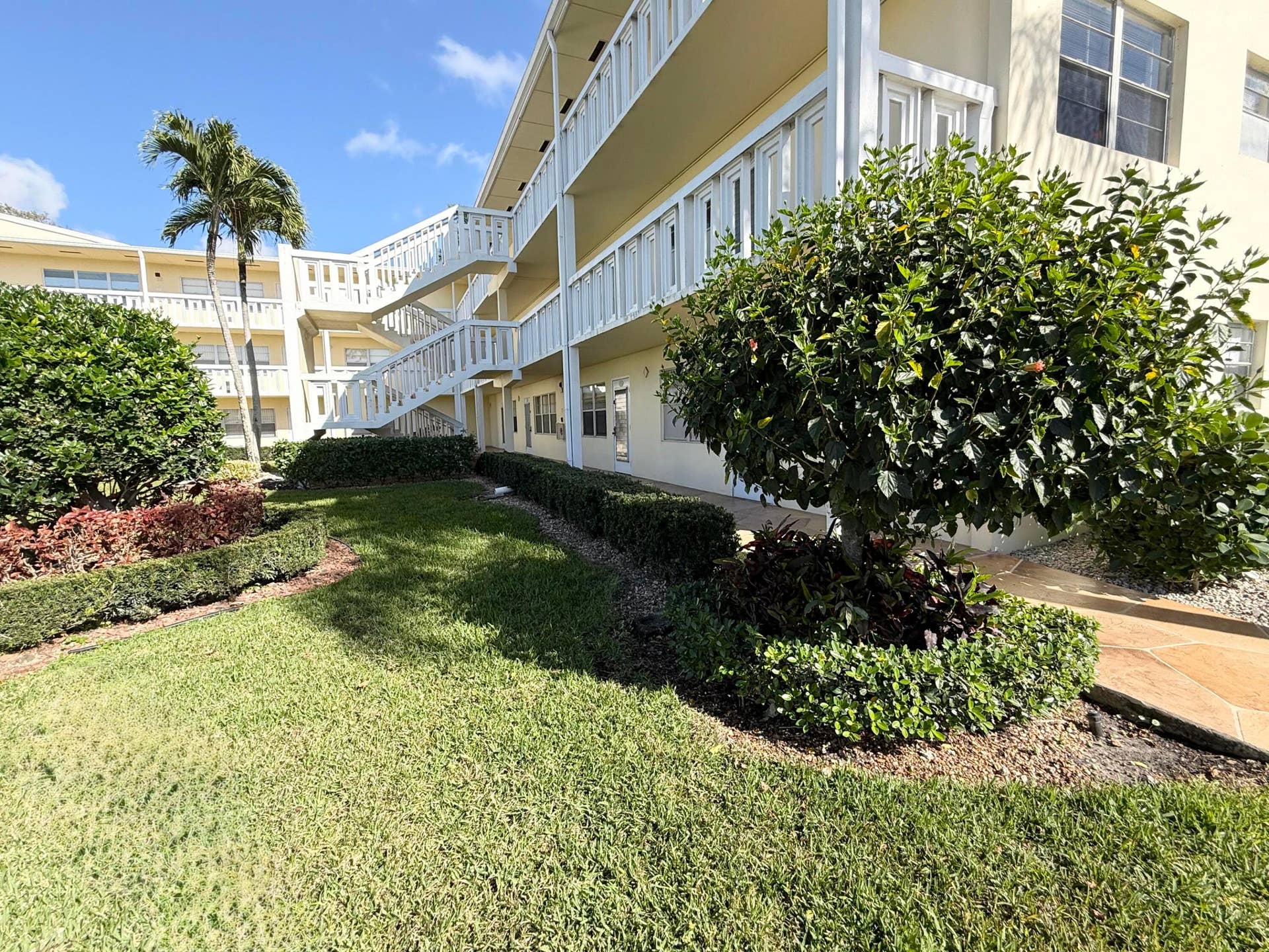 13 Dorset A, Boca Raton, FL 33434 13 Dorset A, Boca Raton, FL 33434