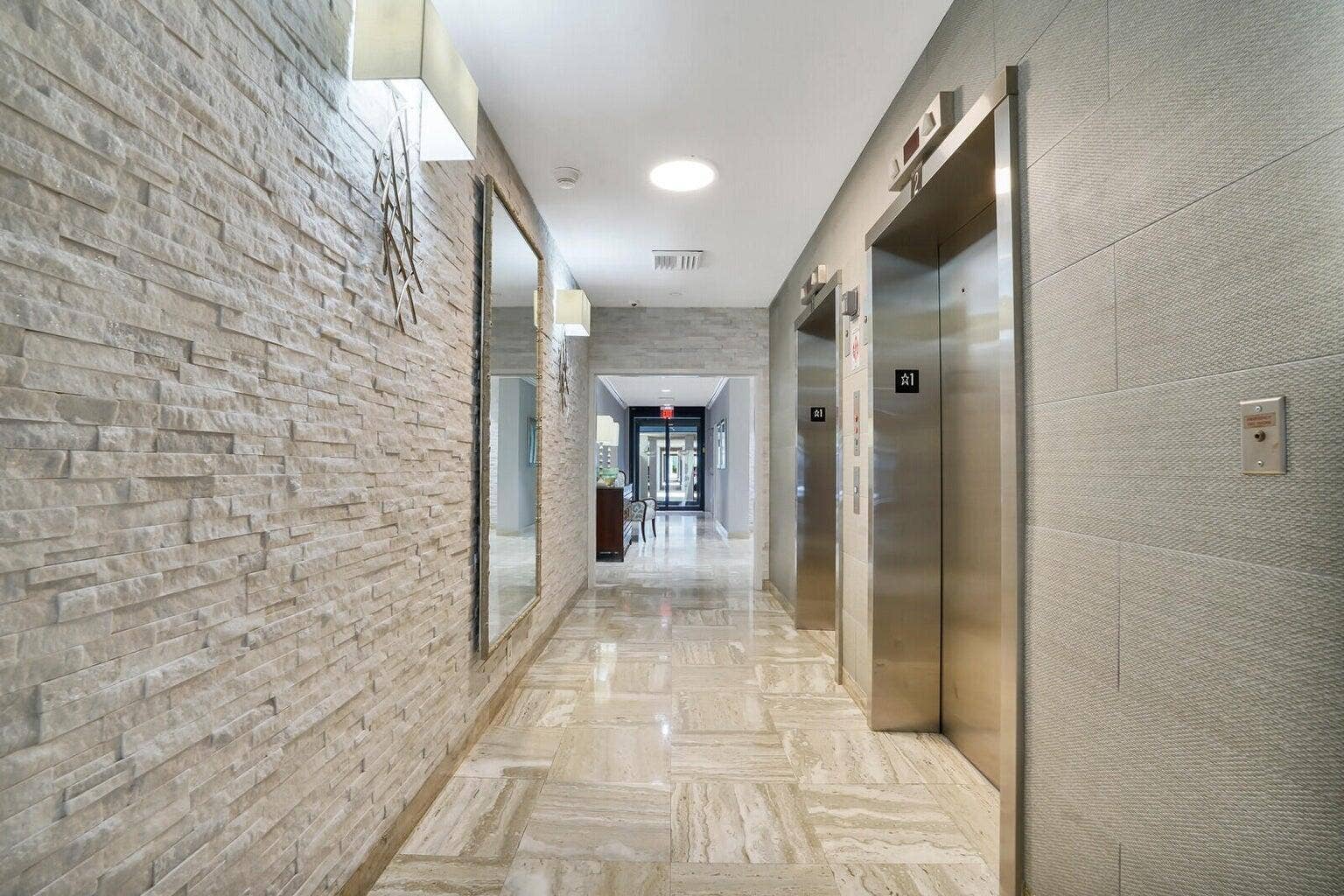 115 Lakeshore Drive, #749, North Palm Beach, FL 33408 Elevators
