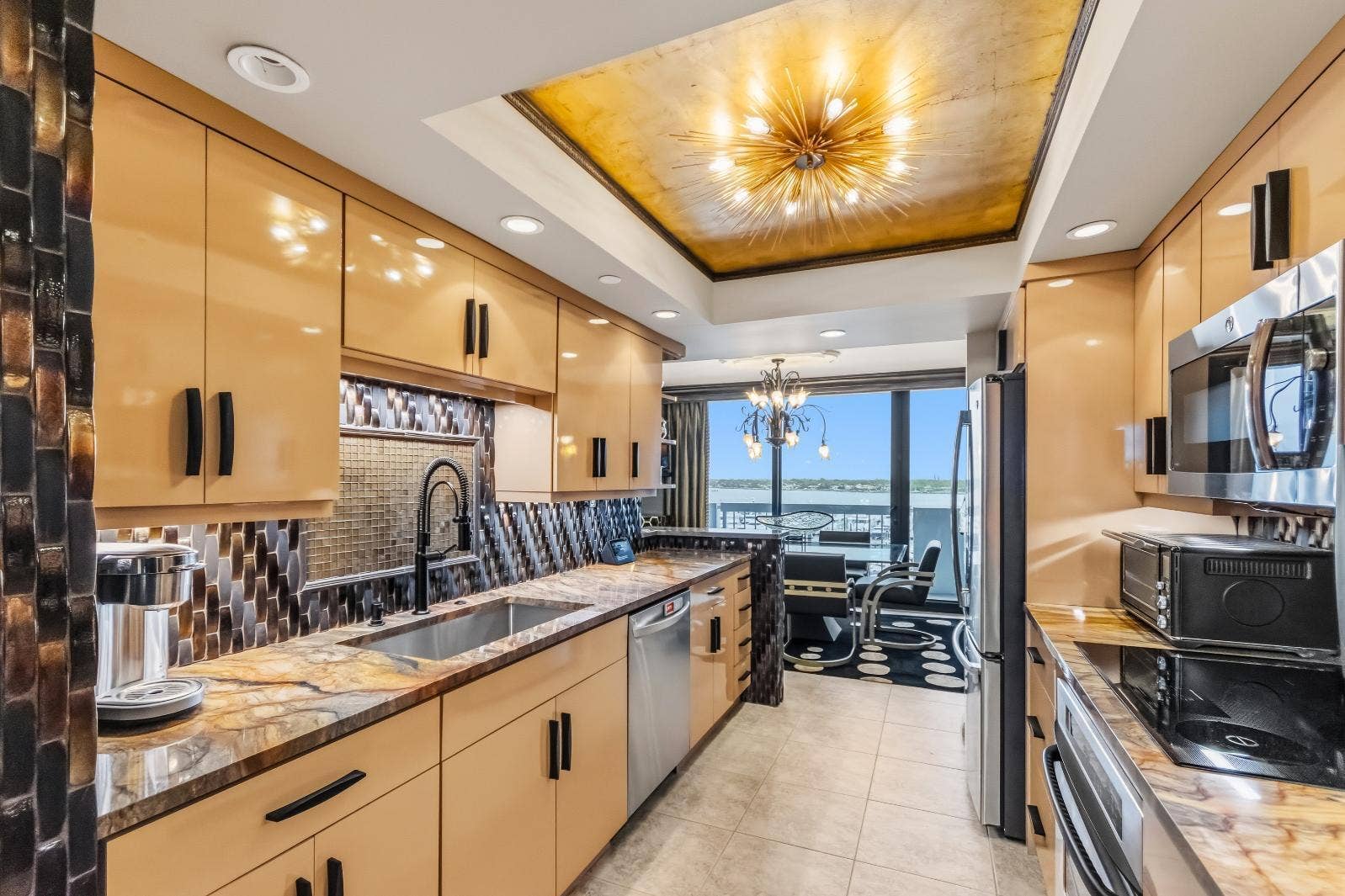 115 Lakeshore Drive, #749, North Palm Beach, FL 33408 Kitchen