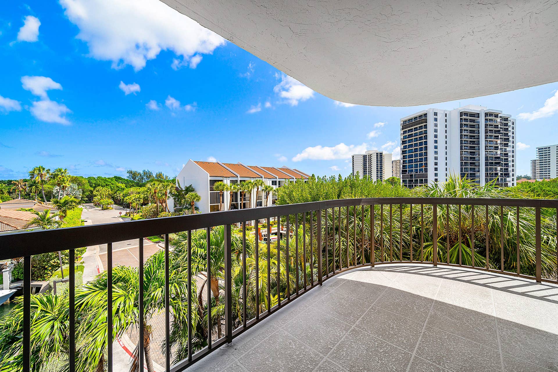 Wrap Around Balcony