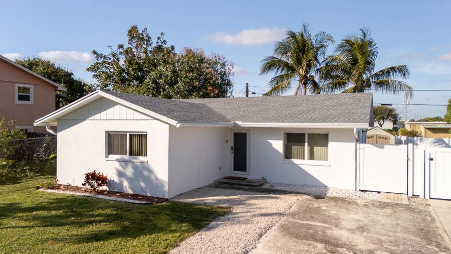 Property photo for 119 SE 5th Street, Delray Beach, FL