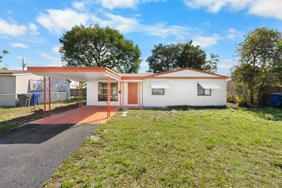 Property photo for 621 N 71st Avenue, Hollywood, FL