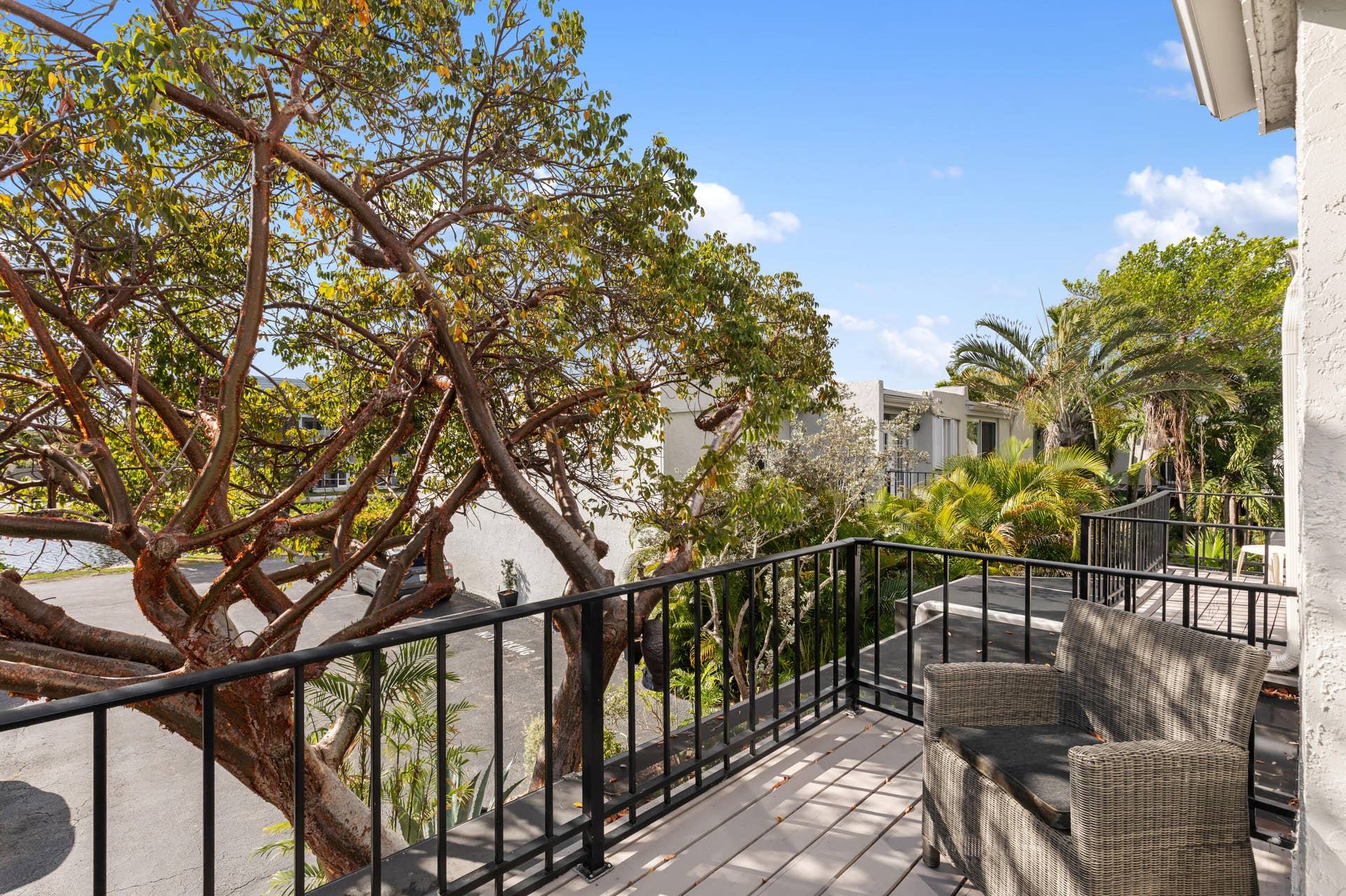 660 Kensington Place, #10a, Wilton Manors, FL 33305 1I6A4175