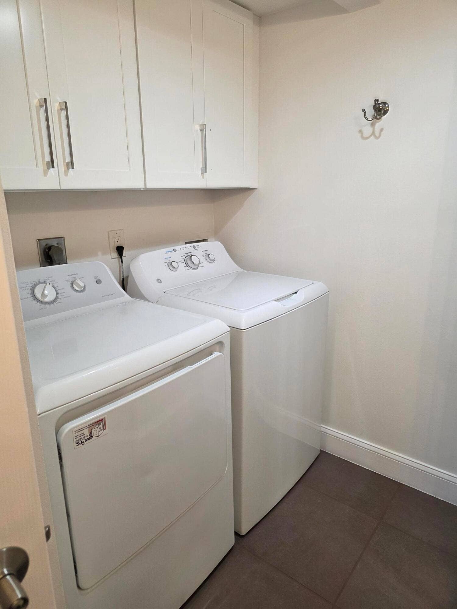717 S Us Highway 1, #608, Jupiter, Jupiter, FL 33477 Laundry
