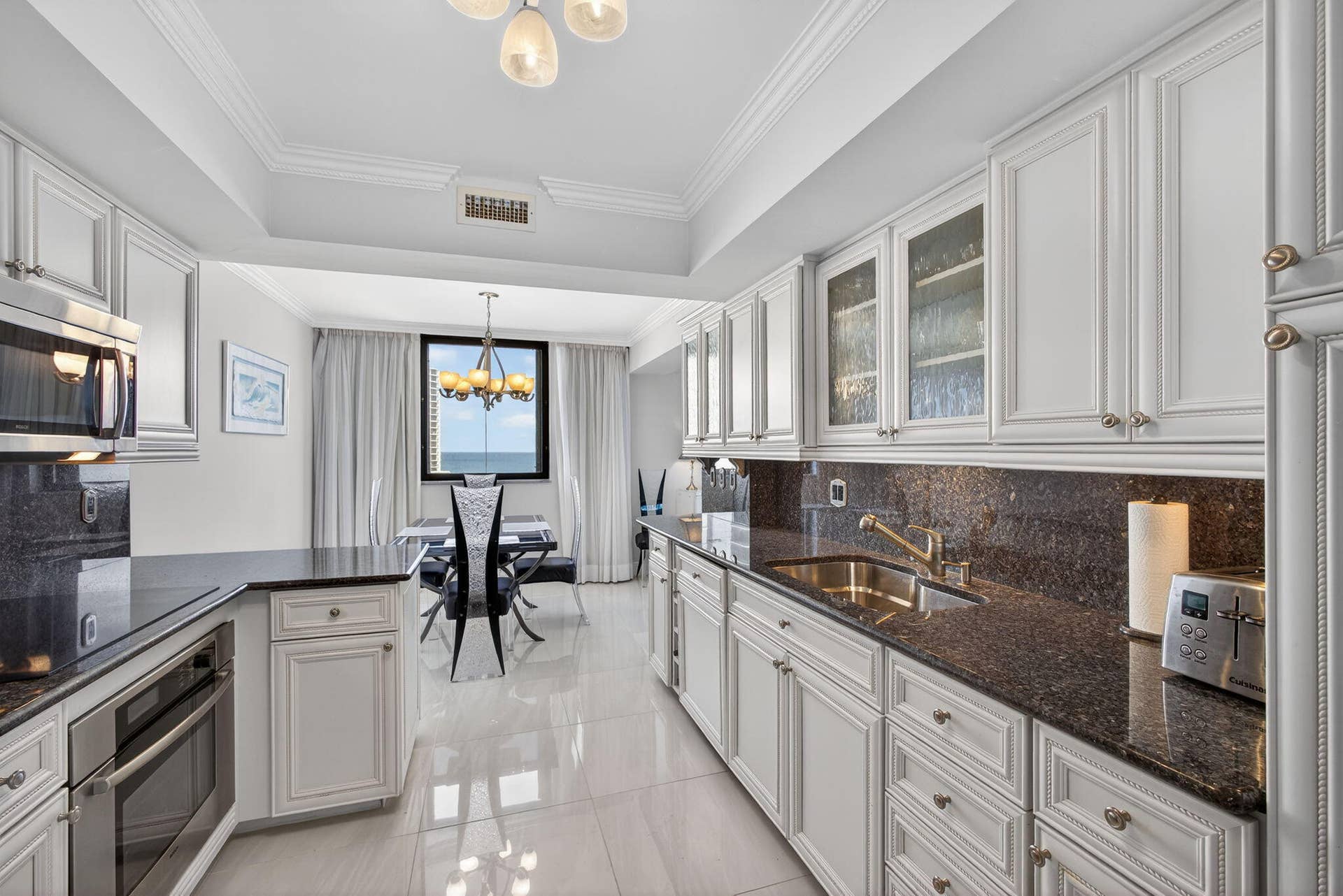 5380 N Ocean Drive, #12e, Singer Island, FL 33404 Kitchen
