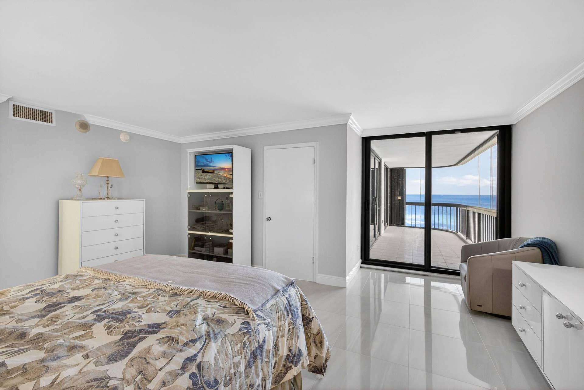 5380 N Ocean Drive, #12e, Singer Island, FL 33404 Primary Balcony