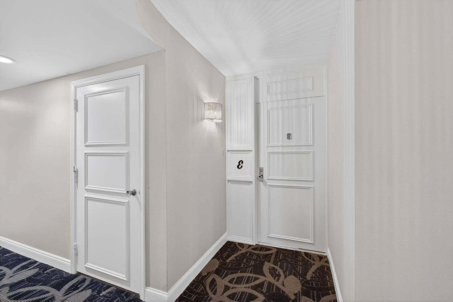 5380 N Ocean Drive, #12e, Singer Island, FL 33404 Hallway