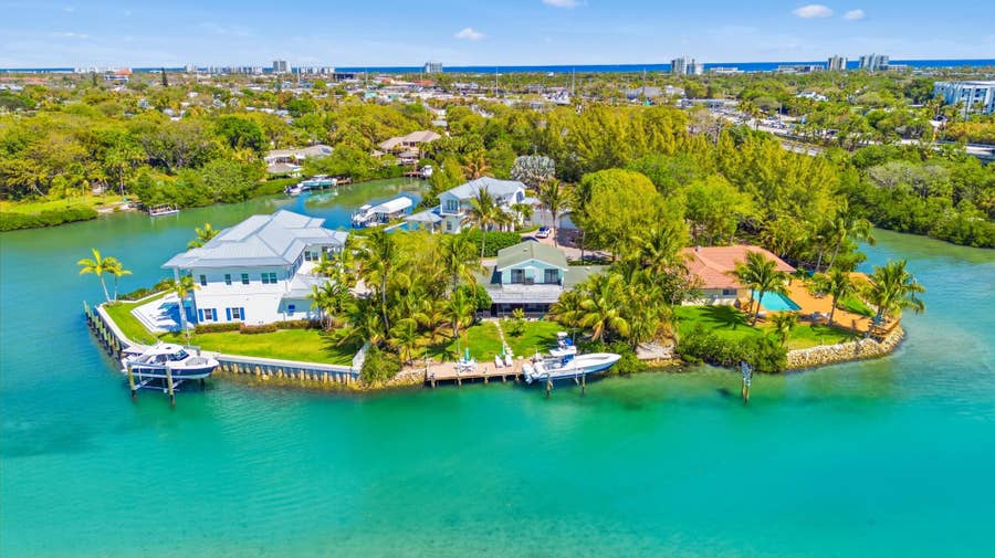 Property photo for 1305 Peninsular Road, Jupiter, FL