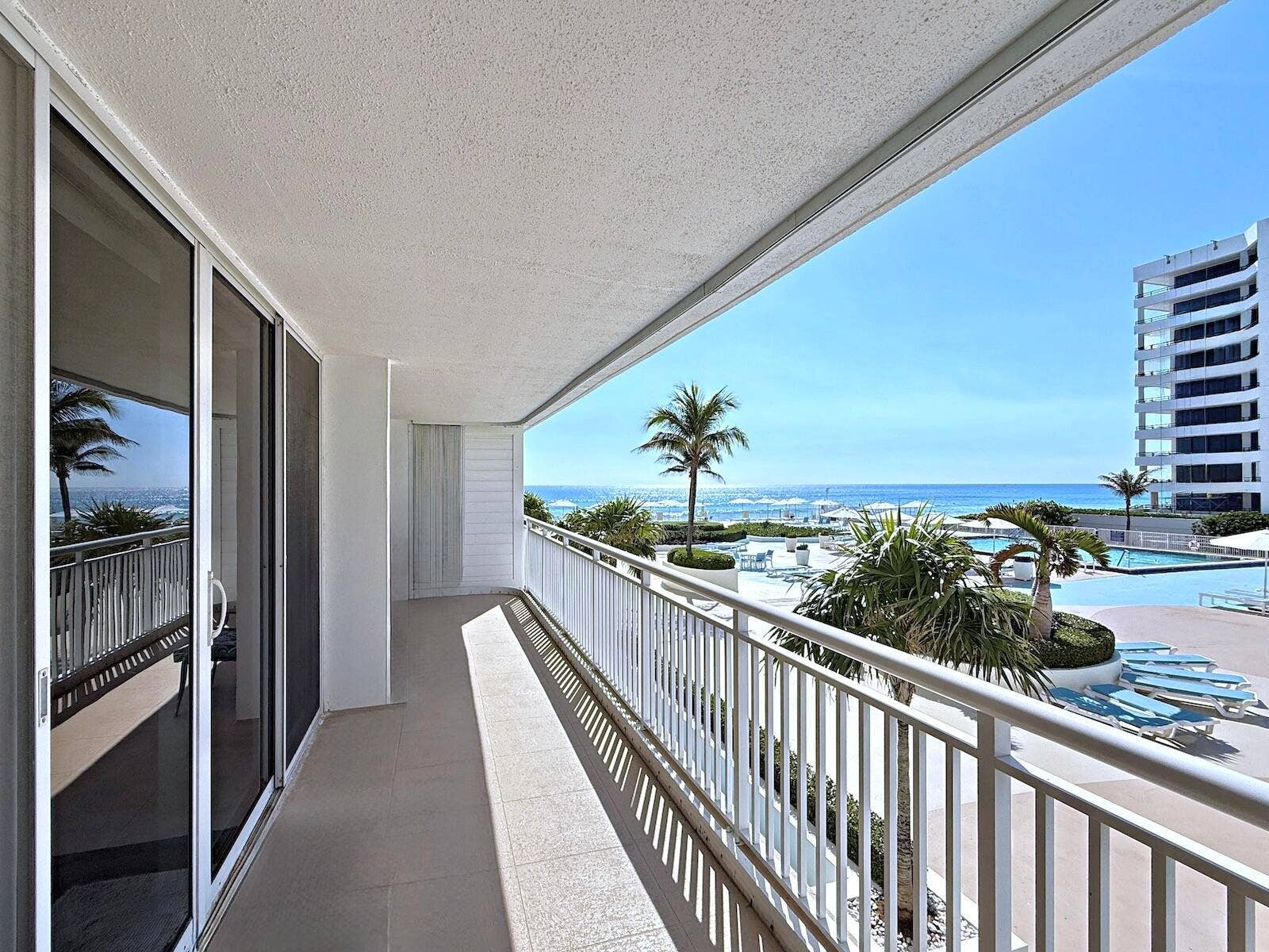 3546 S Ocean Boulevard, #305, South Palm Beach, South Palm Beach, FL 33480 IMG_7403 2