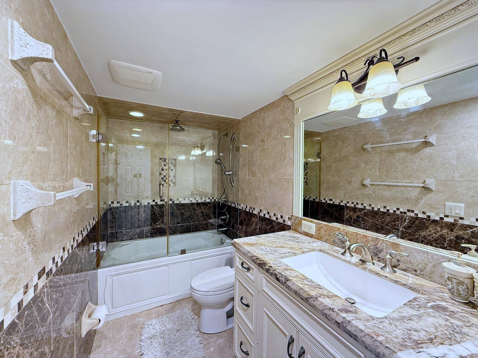 3546 S Ocean Boulevard, #305, South Palm Beach, South Palm Beach, FL 33480 IMG_7248