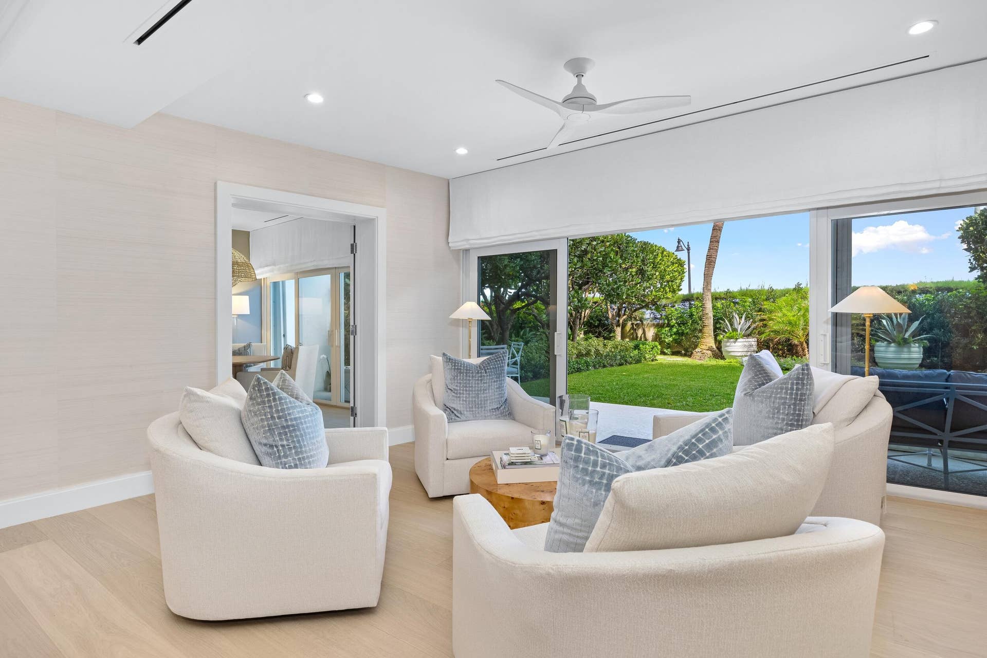 300 S Ocean Boulevard, #1b, Palm Beach, FL 33480 Family Room