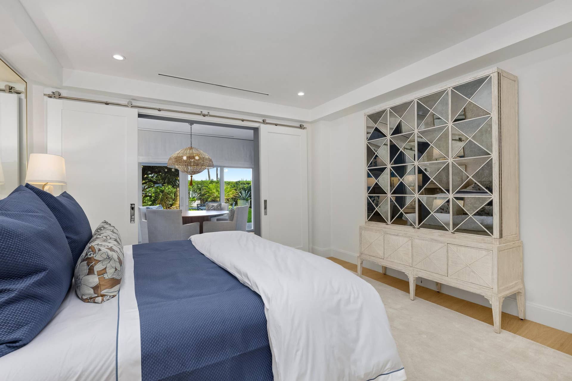 300 S Ocean Boulevard, #1b, Palm Beach, FL 33480 Primary Suite