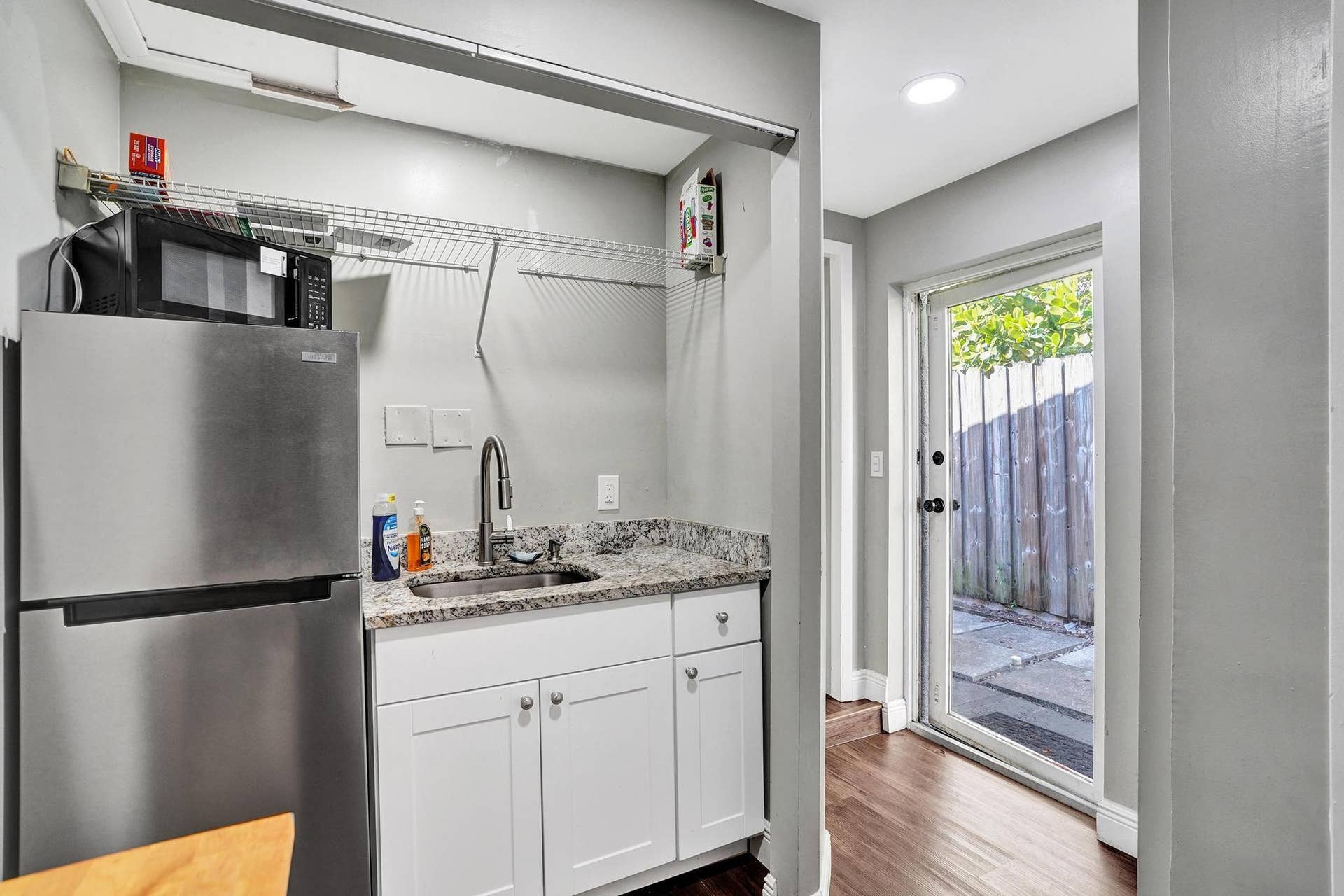 1728 NE 17th Terrace, Fort Lauderdale, FL 33305 DSC07888
