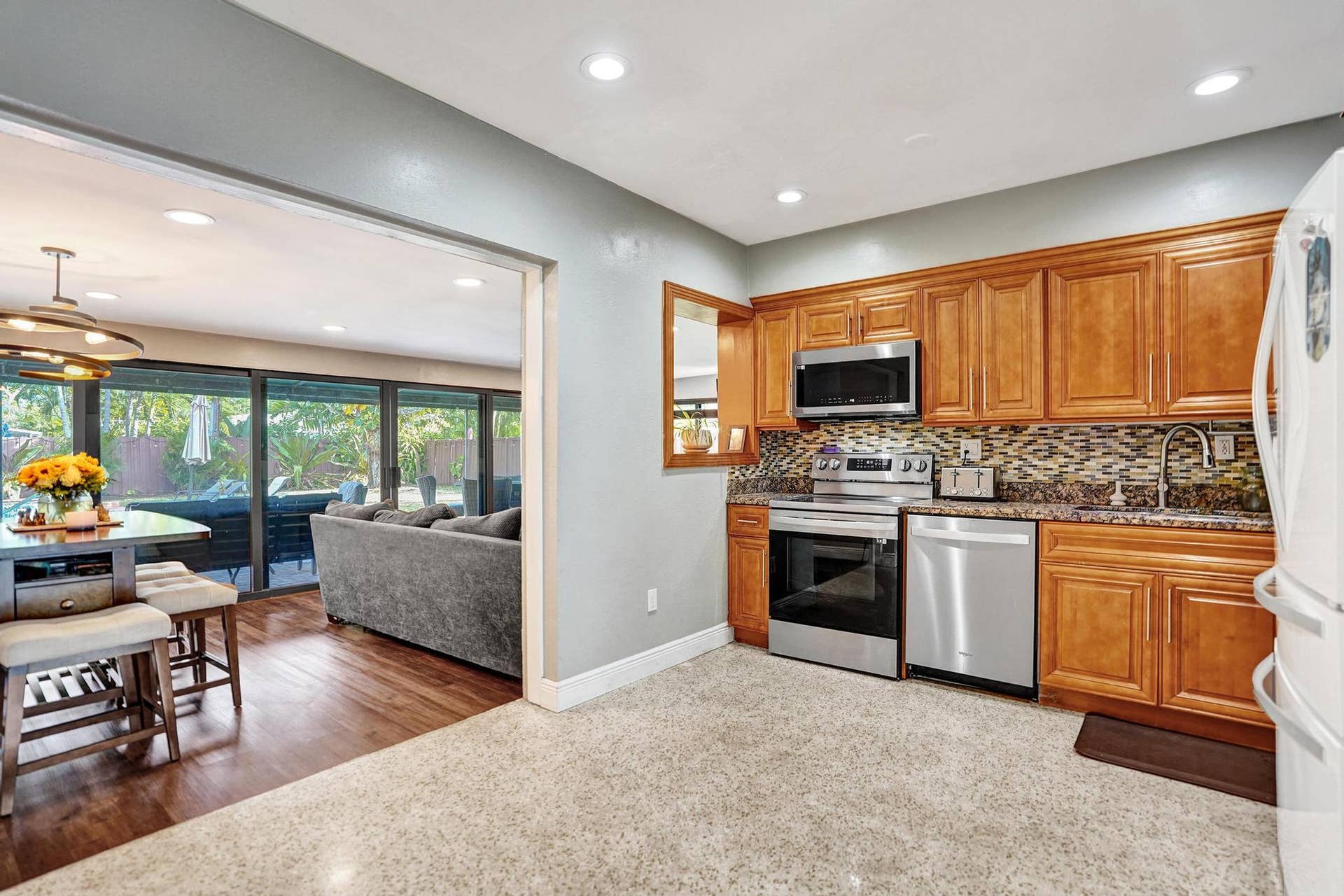 1728 NE 17th Terrace, Fort Lauderdale, FL 33305 DSC07762