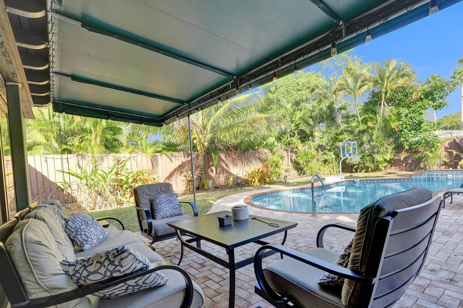 1728 NE 17th Terrace, Fort Lauderdale, FL 33305 DSC07813