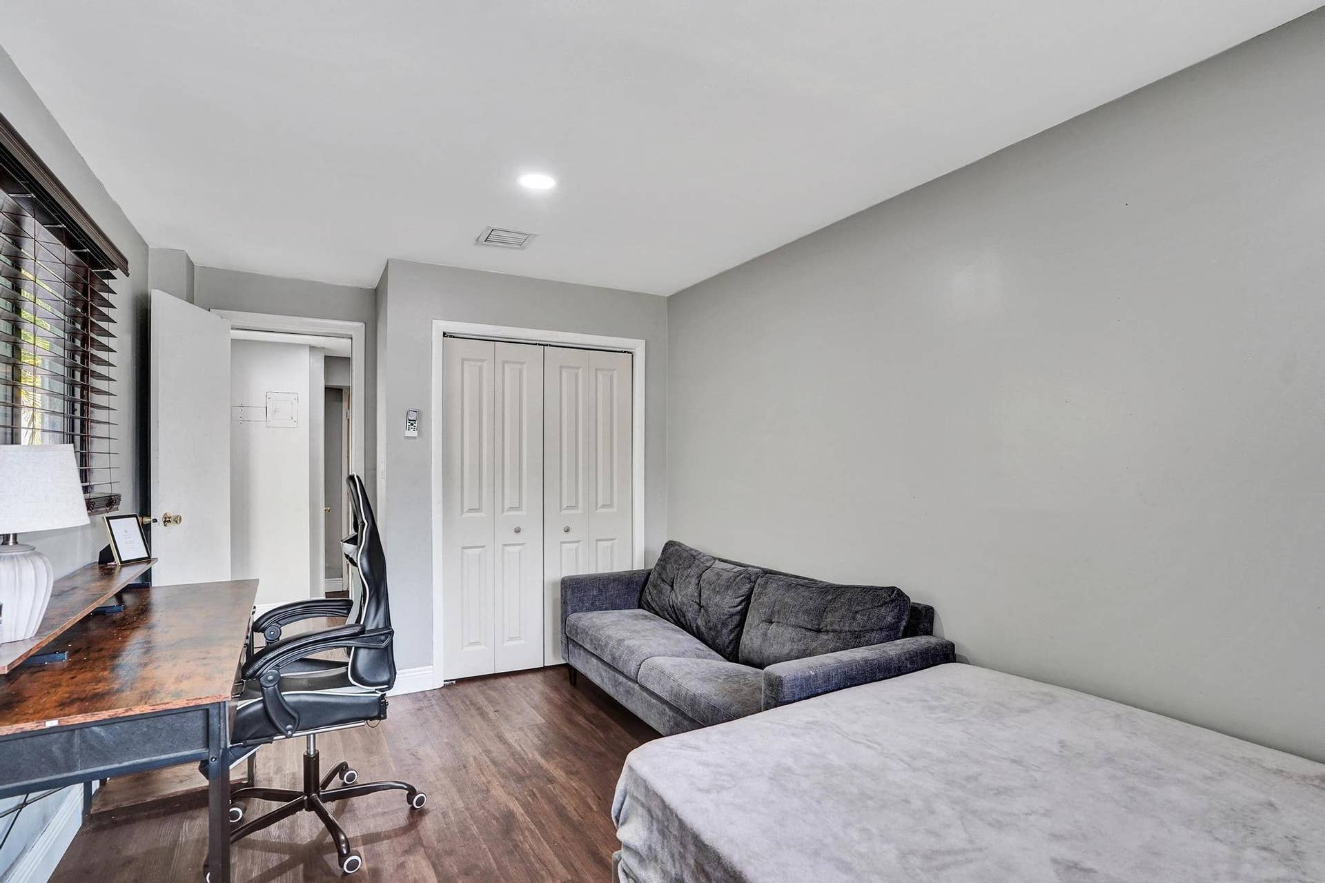 1728 NE 17th Terrace, Fort Lauderdale, FL 33305 DSC07879