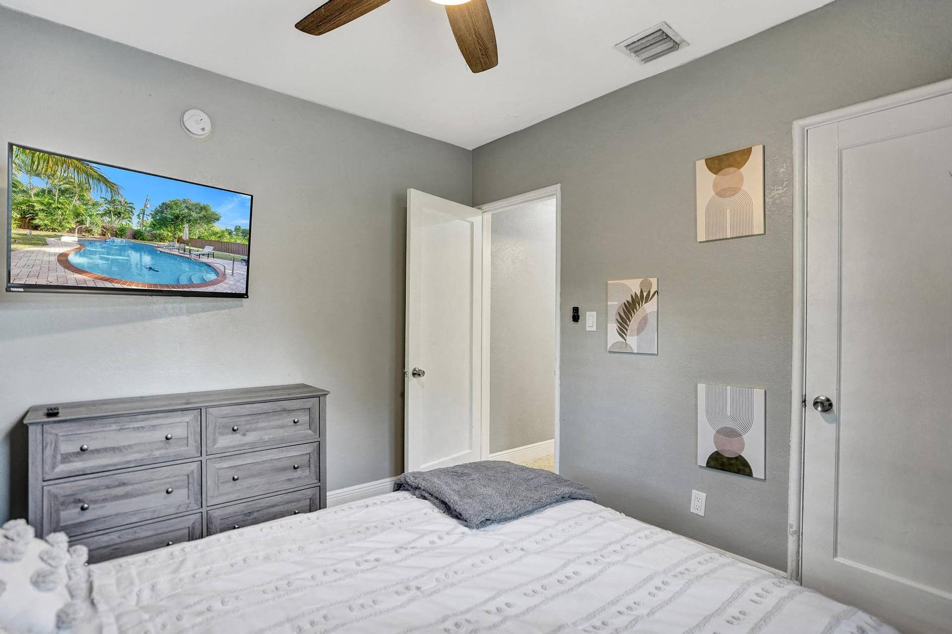 1728 NE 17th Terrace, Fort Lauderdale, FL 33305 DSC07738