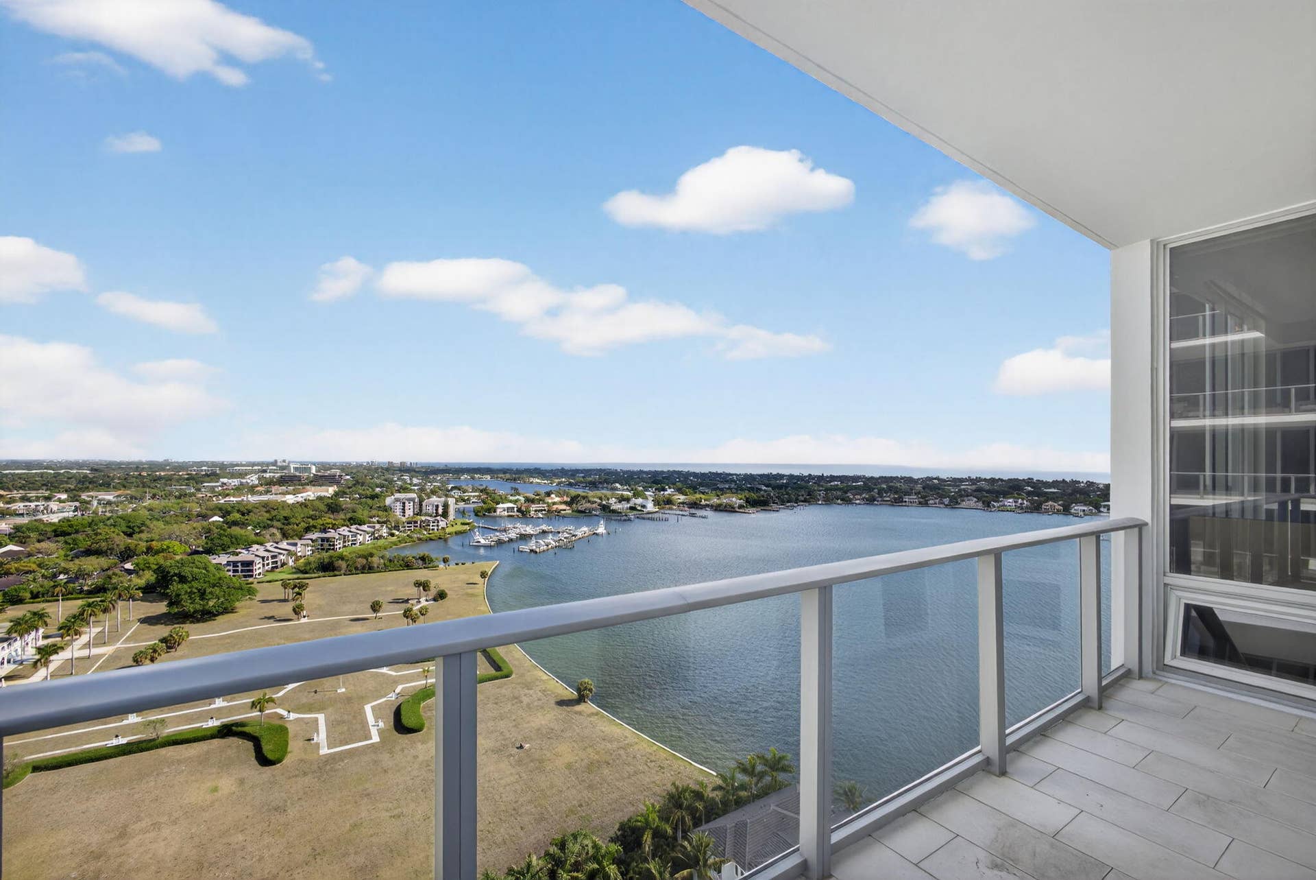 2 Water Club Way, #2001, North Palm Beach, FL 33408 55-web-or-mls-5D1A0101