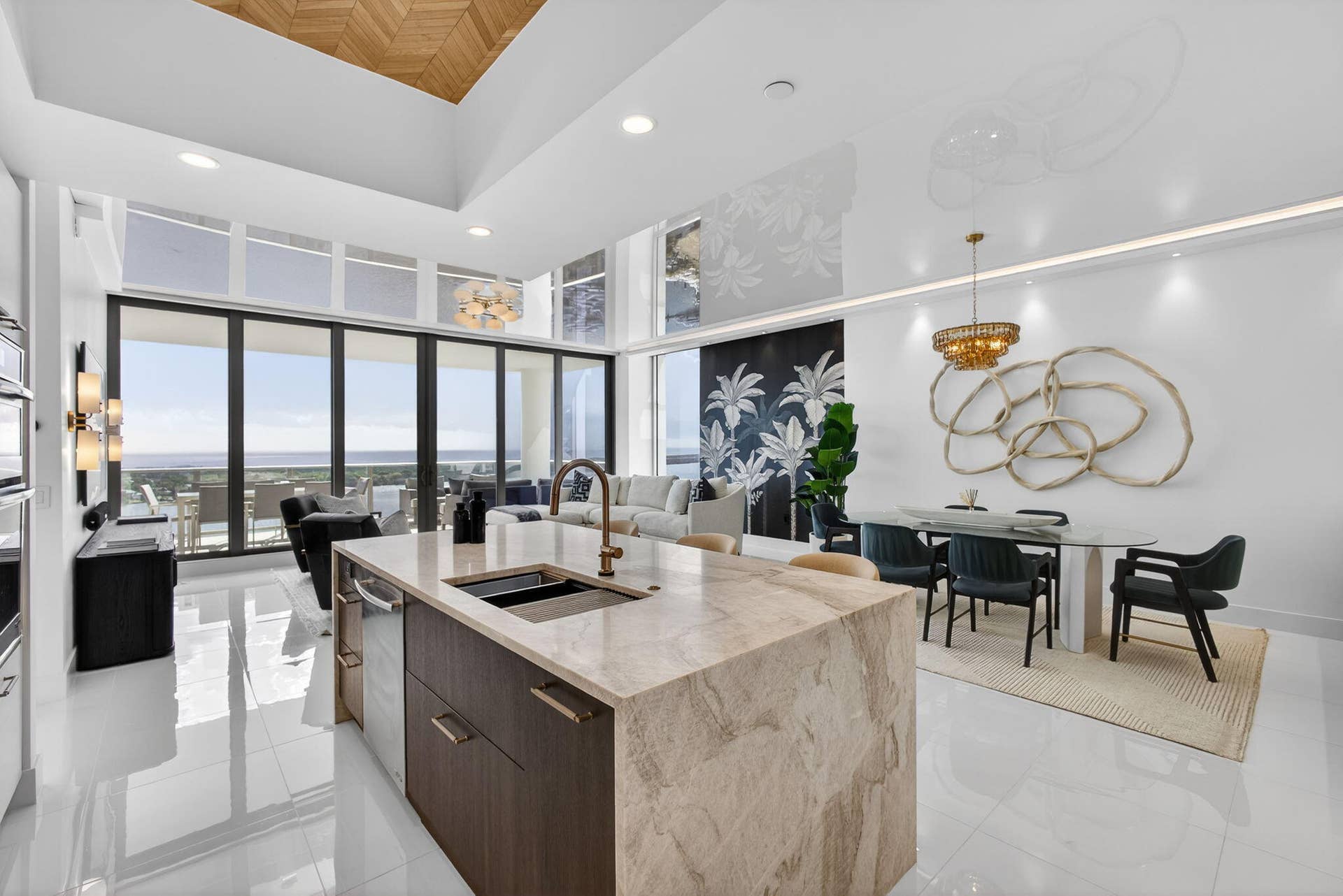 2 Water Club Way, #2001, North Palm Beach, FL 33408 17-web-or-mls-5D1A9905