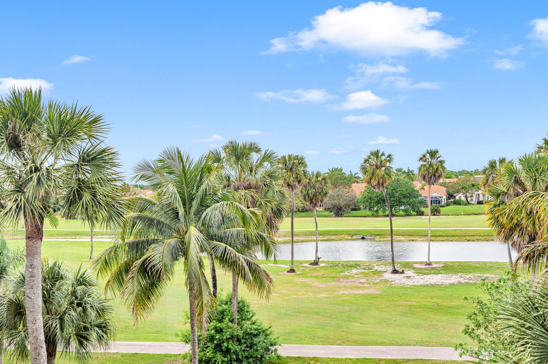 3970 Oaks Clubhouse Drive, #401, Pompano Beach, FL 33069 3970 OAKS CLUBHOUSE DR APT 401-13