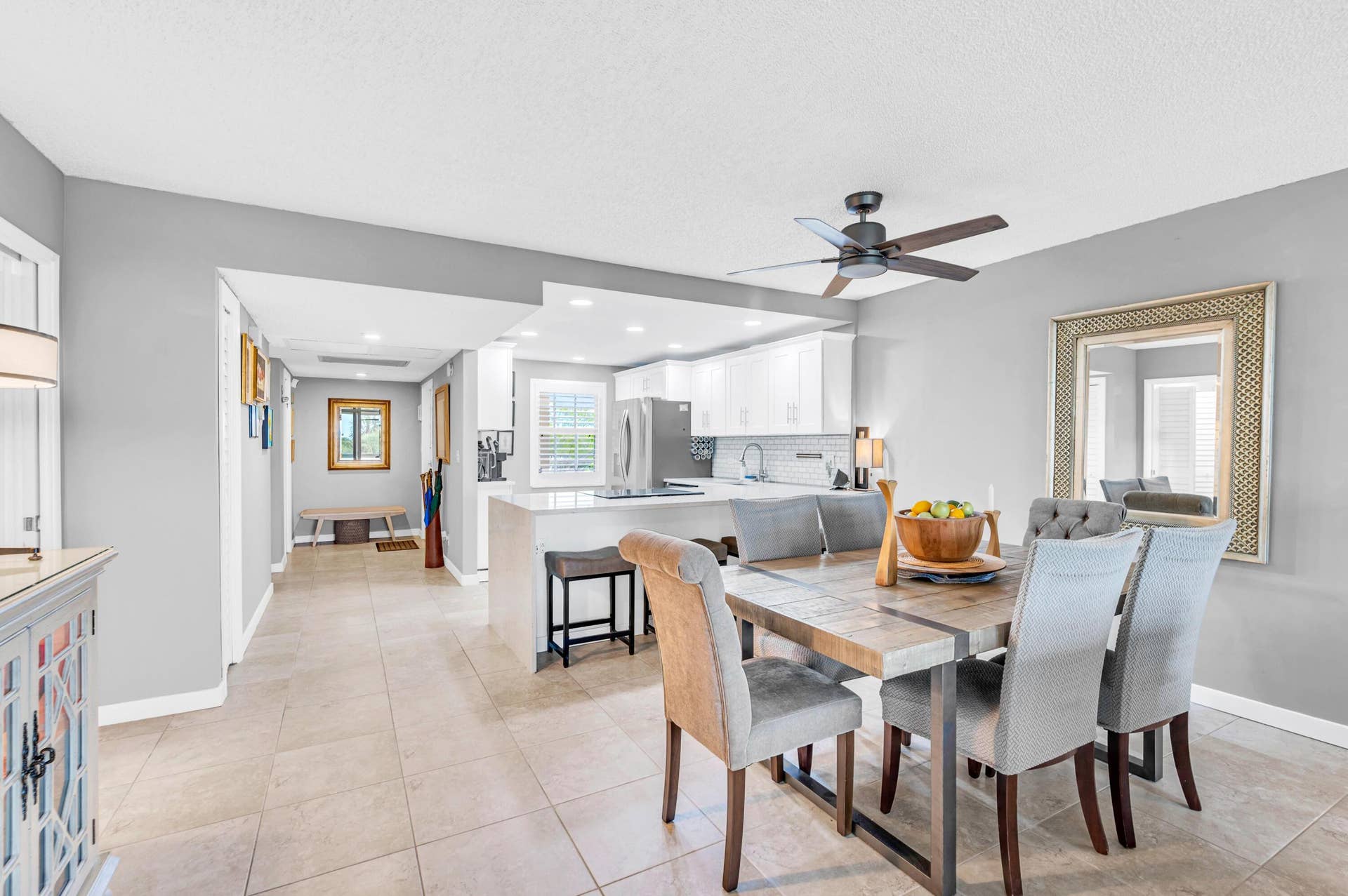 3970 Oaks Clubhouse Drive, #401, Pompano Beach, FL 33069 3970 OAKS CLUBHOUSE DR APT 401-19