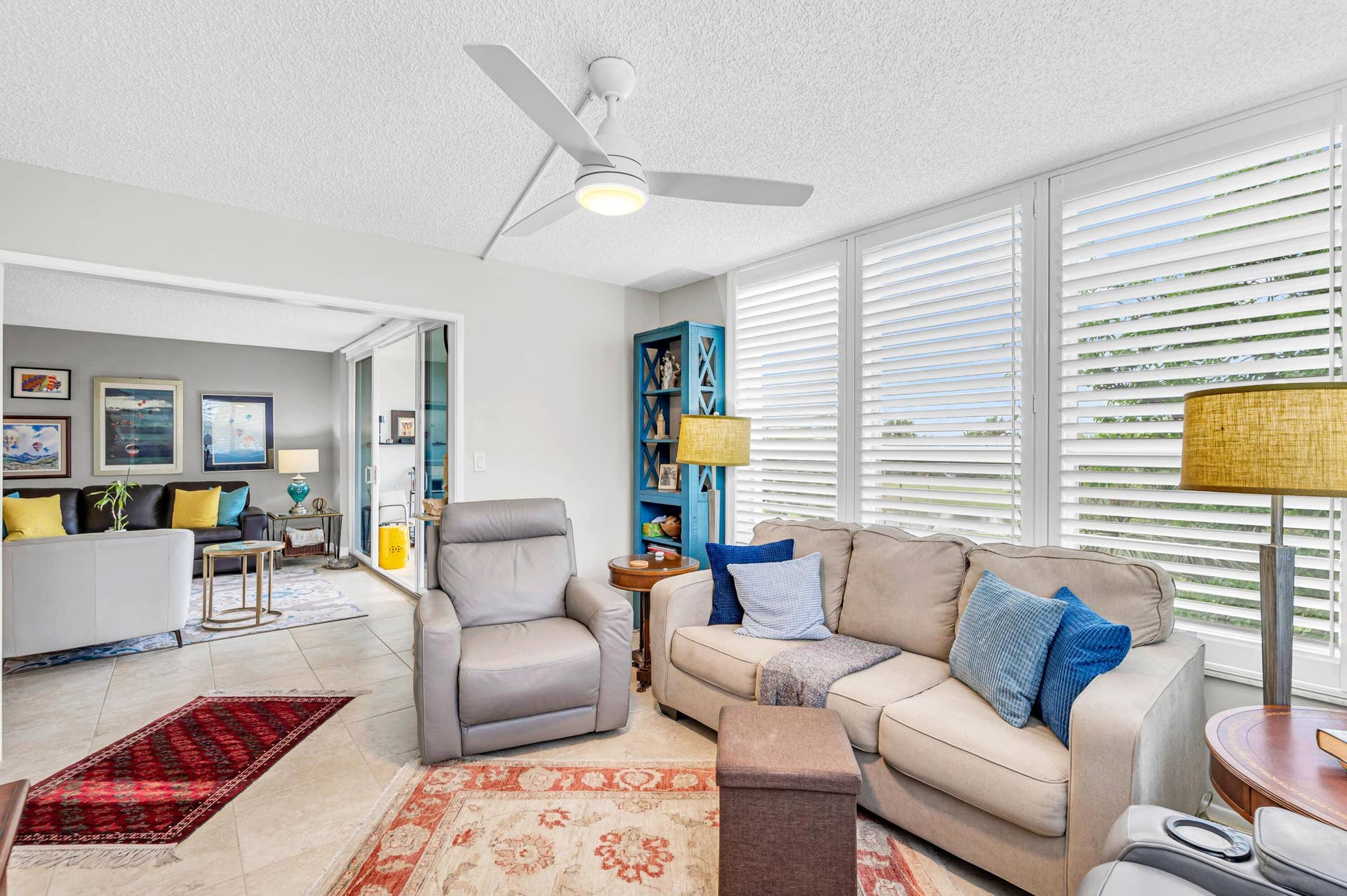 3970 Oaks Clubhouse Drive, #401, Pompano Beach, FL 33069 3970 OAKS CLUBHOUSE DR APT 401-28