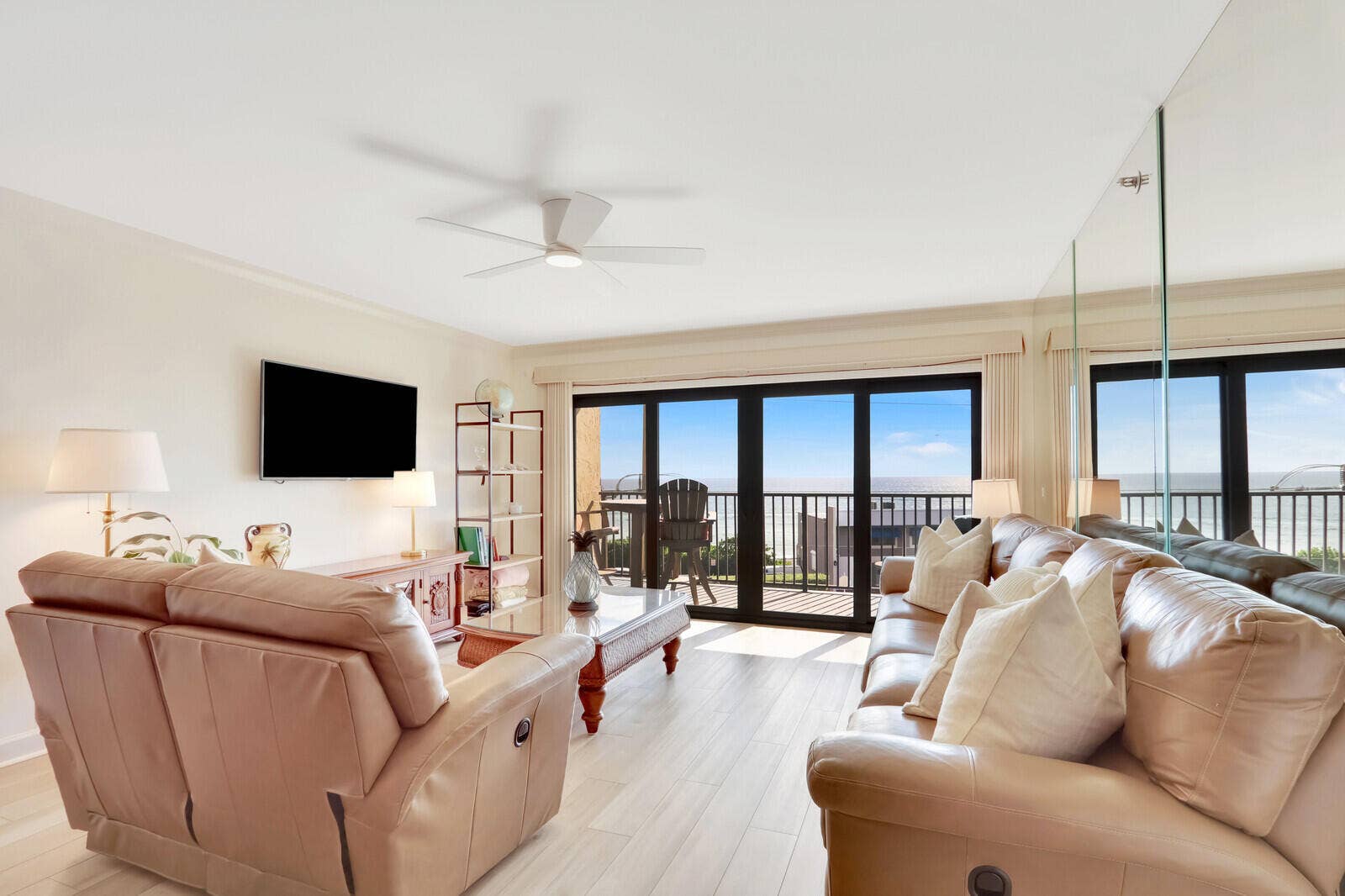 1055 Ocean Drive, #403, Juno Beach, Juno Beach, FL 33408 18_Image_7_mls