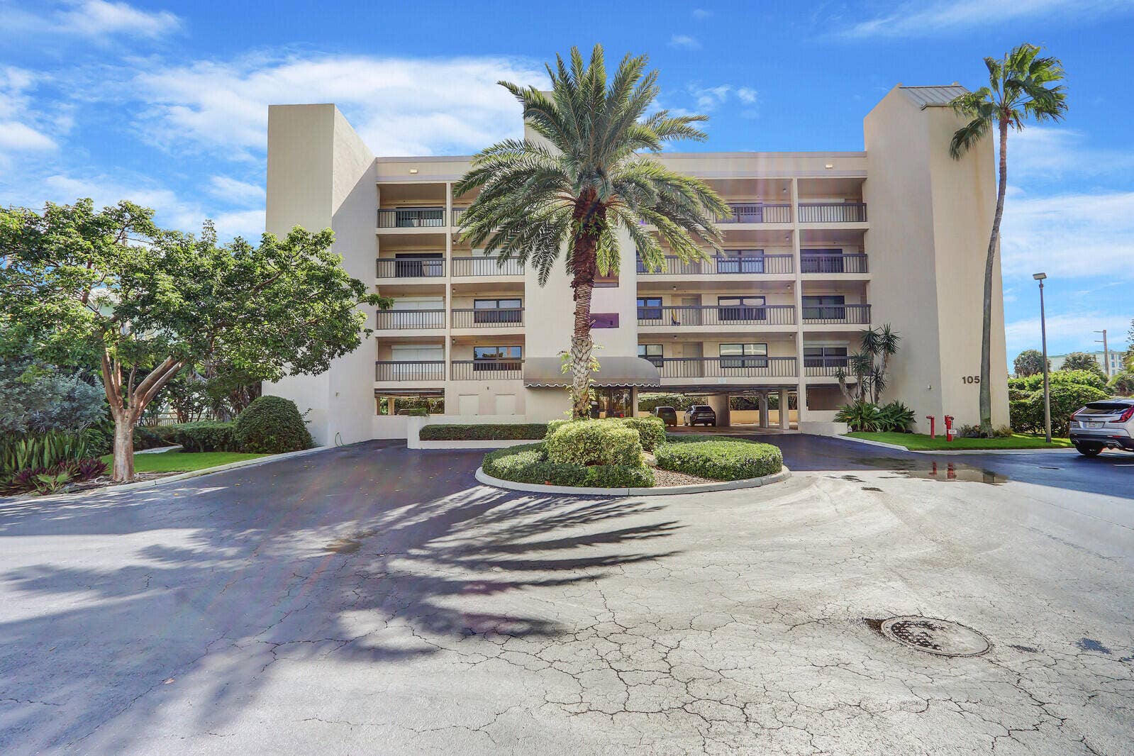 1055 Ocean Drive, #403, Juno Beach, Juno Beach, FL 33408 44_Image_33_mls
