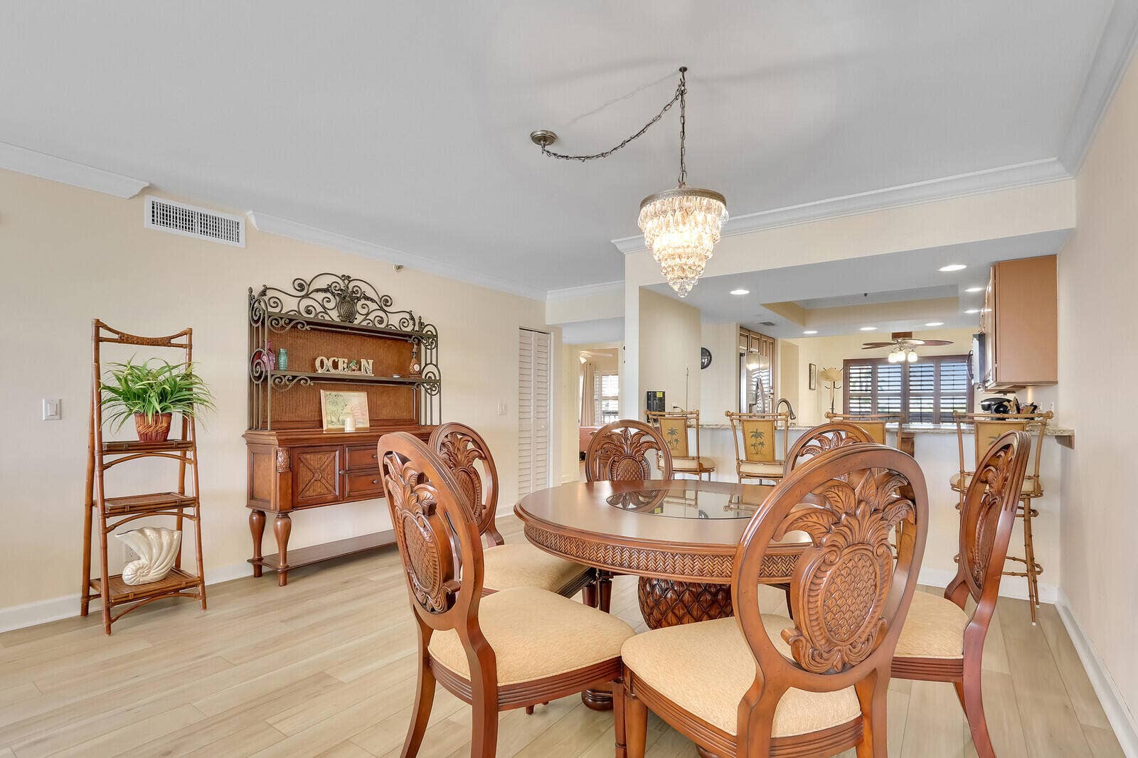 1055 Ocean Drive, #403, Juno Beach, Juno Beach, FL 33408 15_Image_4_mls