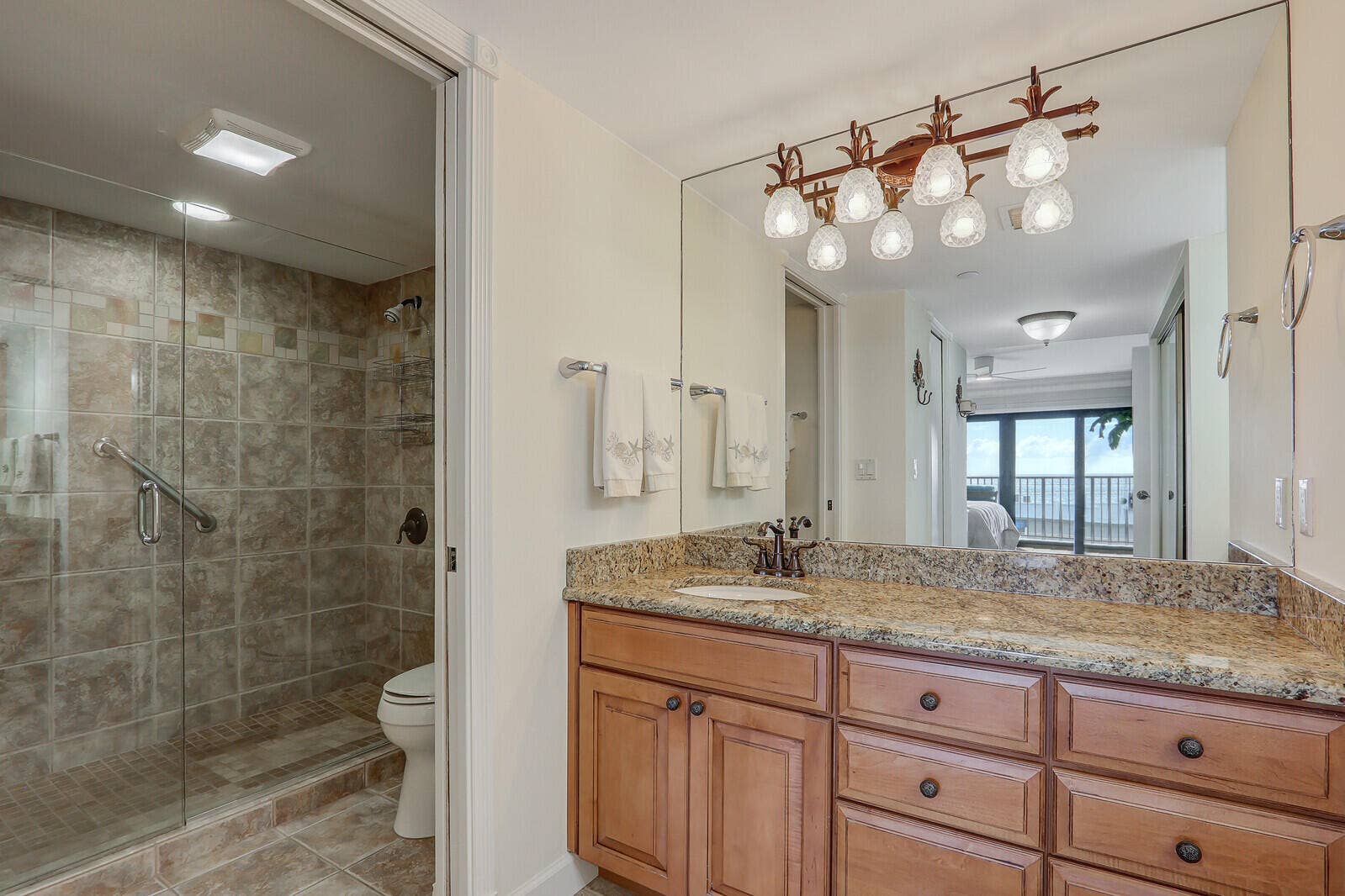 1055 Ocean Drive, #403, Juno Beach, Juno Beach, FL 33408 32_Image_21_mls