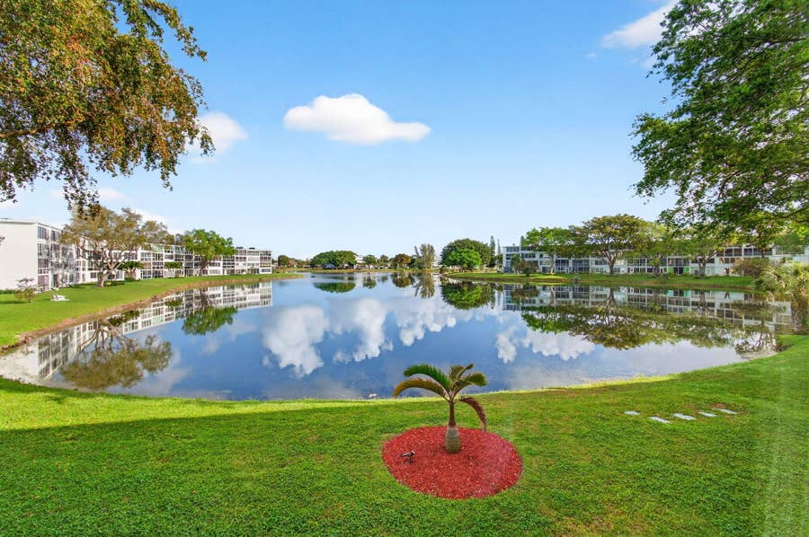 Property photo for 2073 Cambridge D, Deerfield Beach, FL