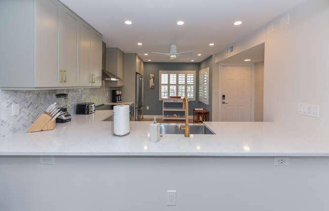 275 Palm Ave Apt C406 Jupiter-small-011-