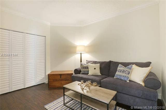 Bedroom 3/study
