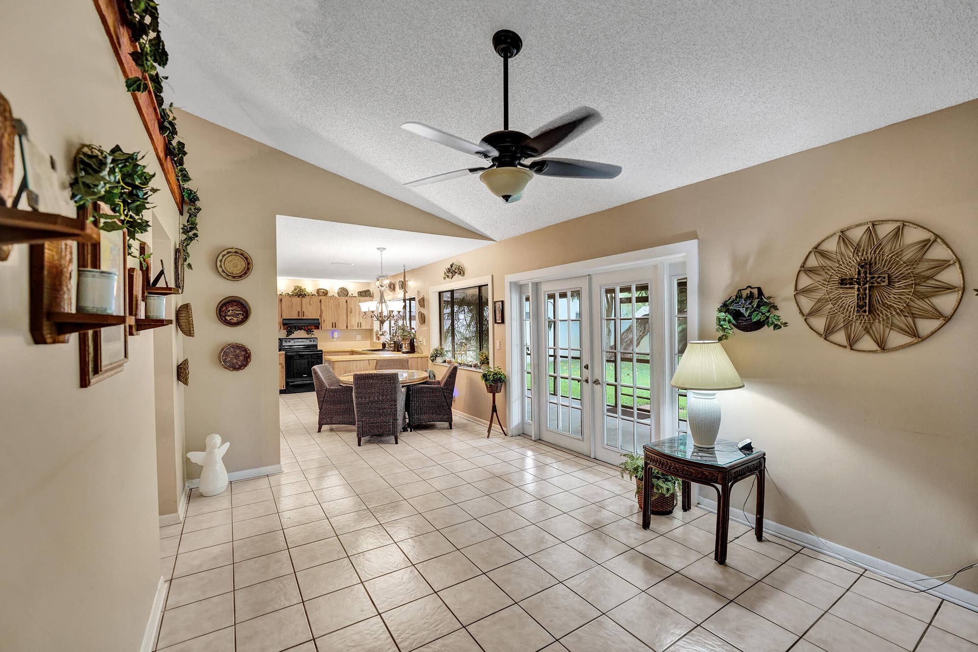 8650 SW 51st Street, Cooper City, FL 33328 DSC02823