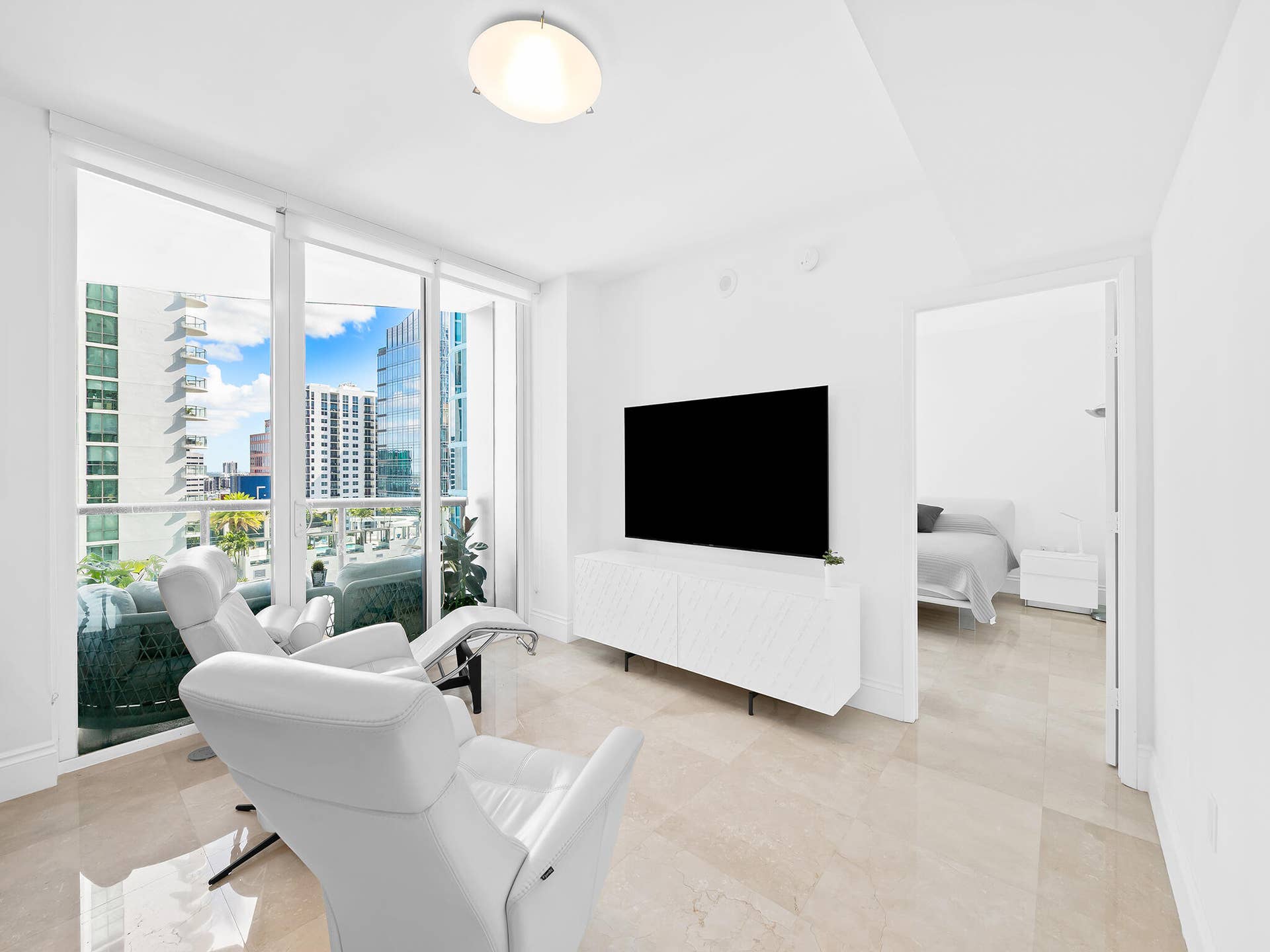 333 Las Olas Way, #2103, Fort Lauderdale, Fort Lauderdale, FL 33301 Living Room