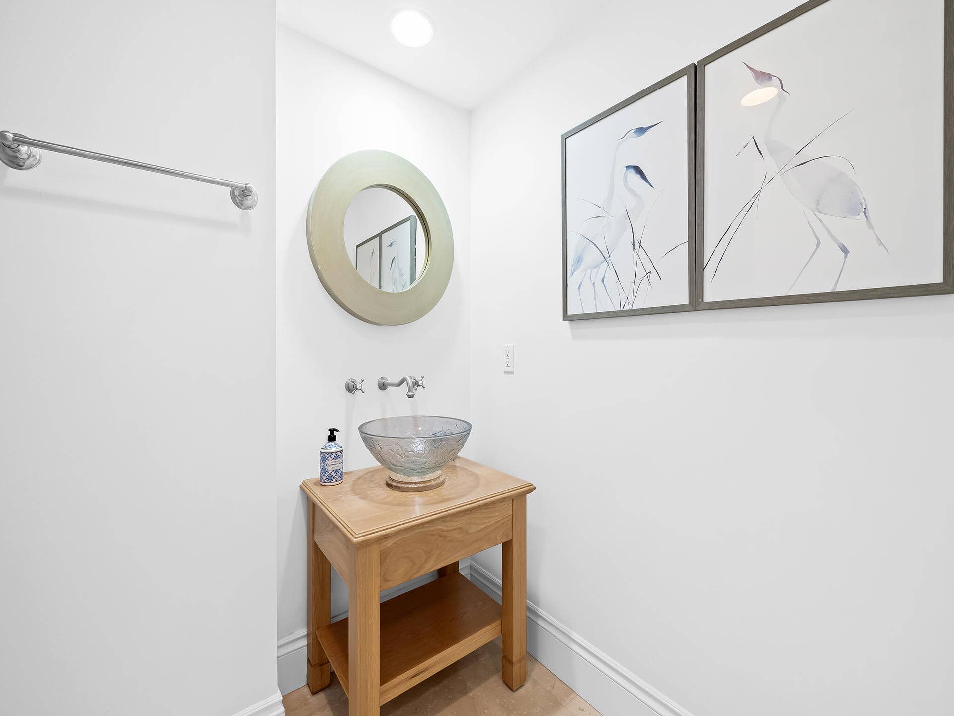 333 Las Olas Way, #2103, Fort Lauderdale, Fort Lauderdale, FL 33301 Half-Bathroom