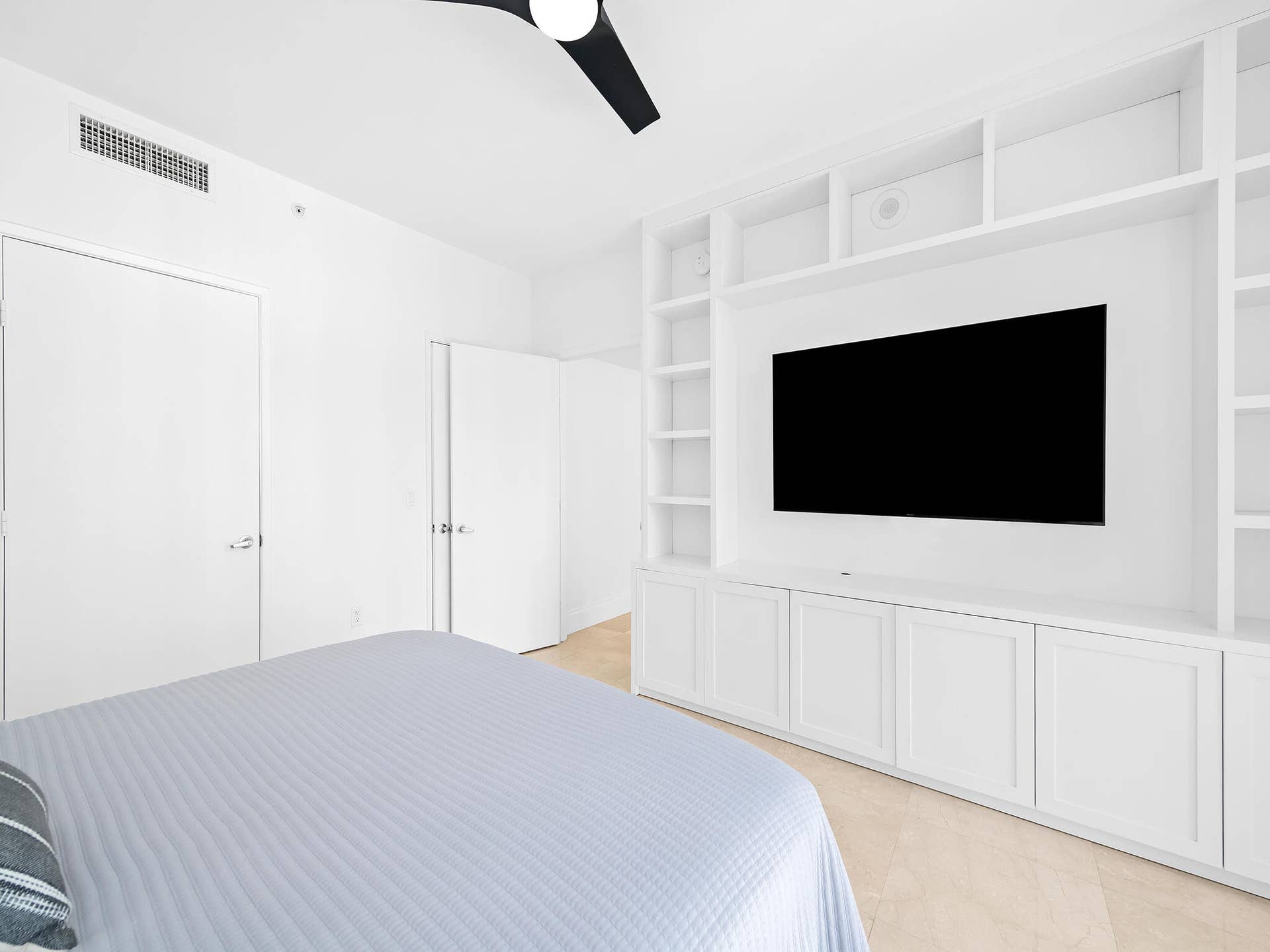 333 Las Olas Way, #2103, Fort Lauderdale, Fort Lauderdale, FL 33301 Guest room