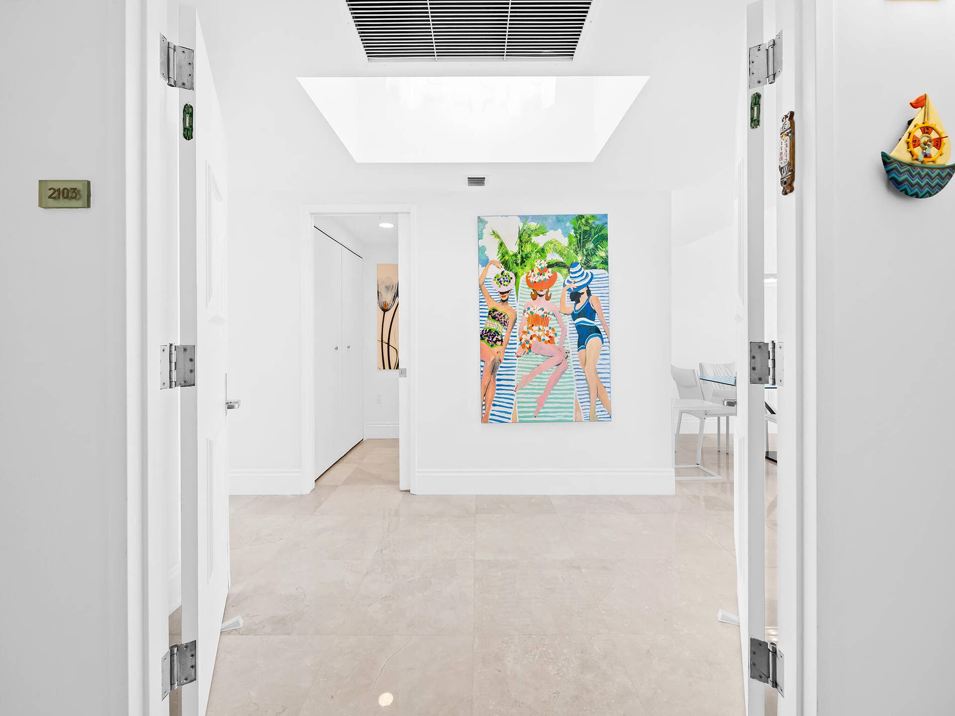333 Las Olas Way, #2103, Fort Lauderdale, Fort Lauderdale, FL 33301 Entry-way / Foyer