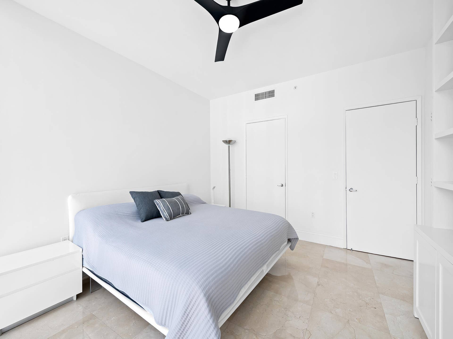 333 Las Olas Way, #2103, Fort Lauderdale, Fort Lauderdale, FL 33301 Guest room