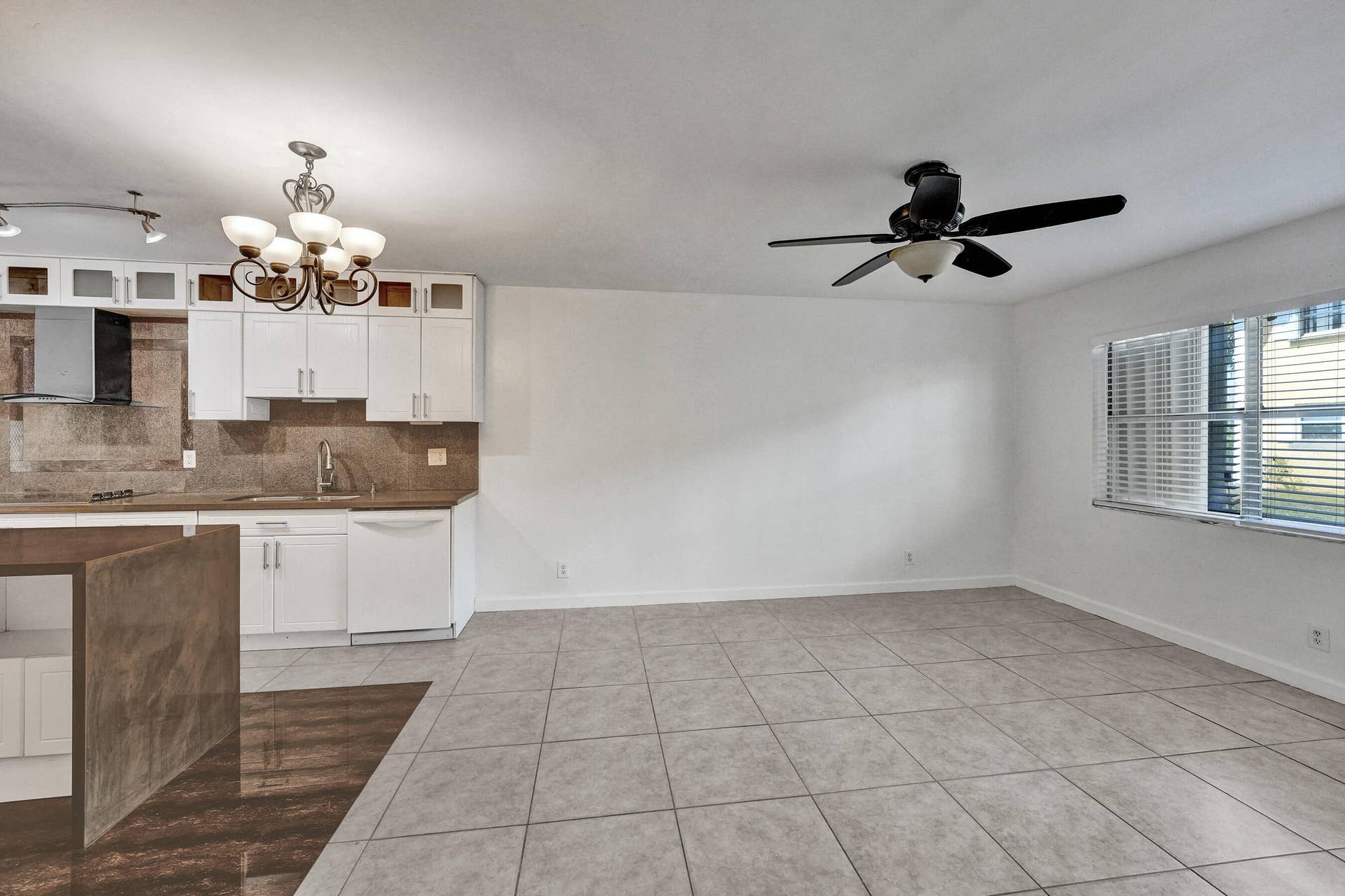 600 SE 2nd Avenue, #K2, Deerfield Beach, FL 33441 RJP02517