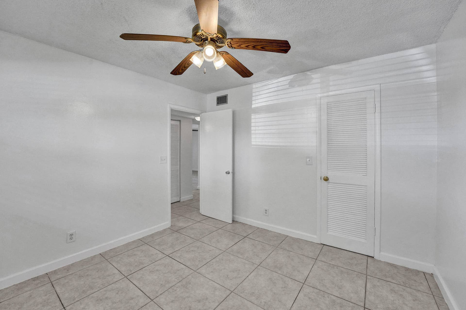600 SE 2nd Avenue, #K2, Deerfield Beach, FL 33441 RJP02553