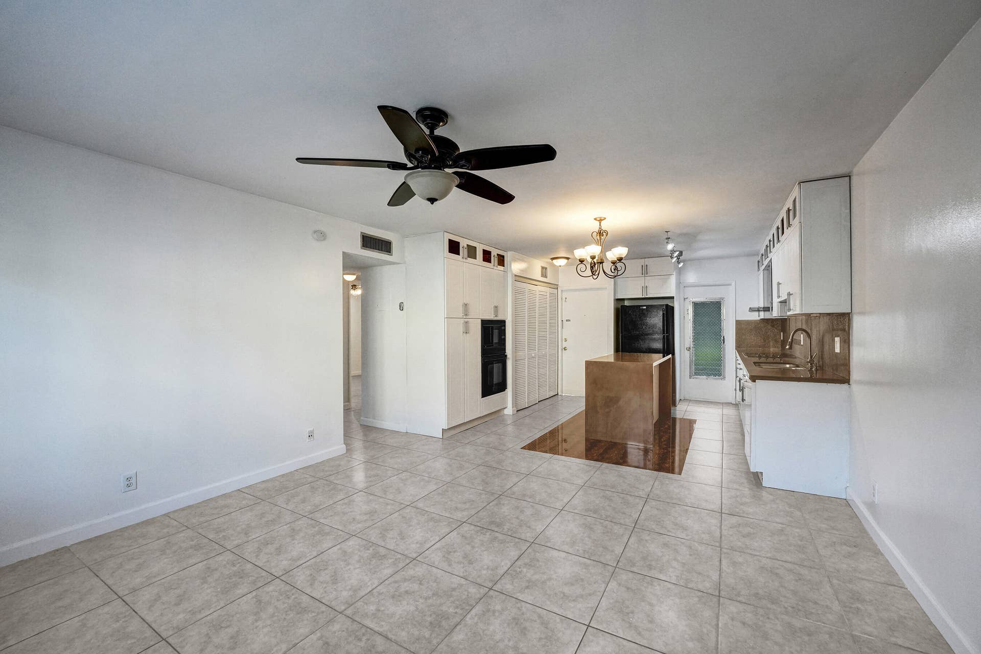 600 SE 2nd Avenue, #K2, Deerfield Beach, FL 33441 RJP02508