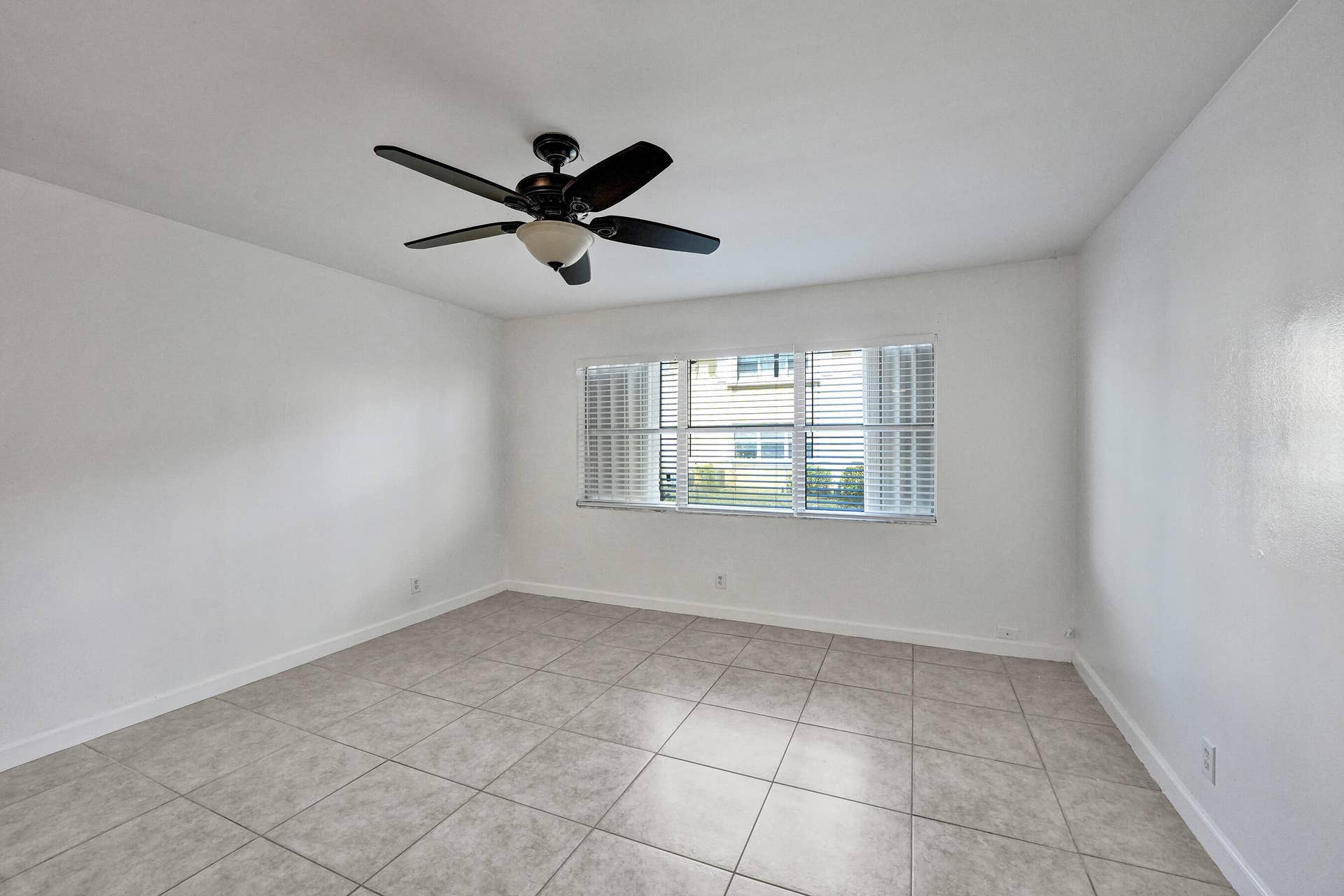 600 SE 2nd Avenue, #K2, Deerfield Beach, FL 33441 RJP02514