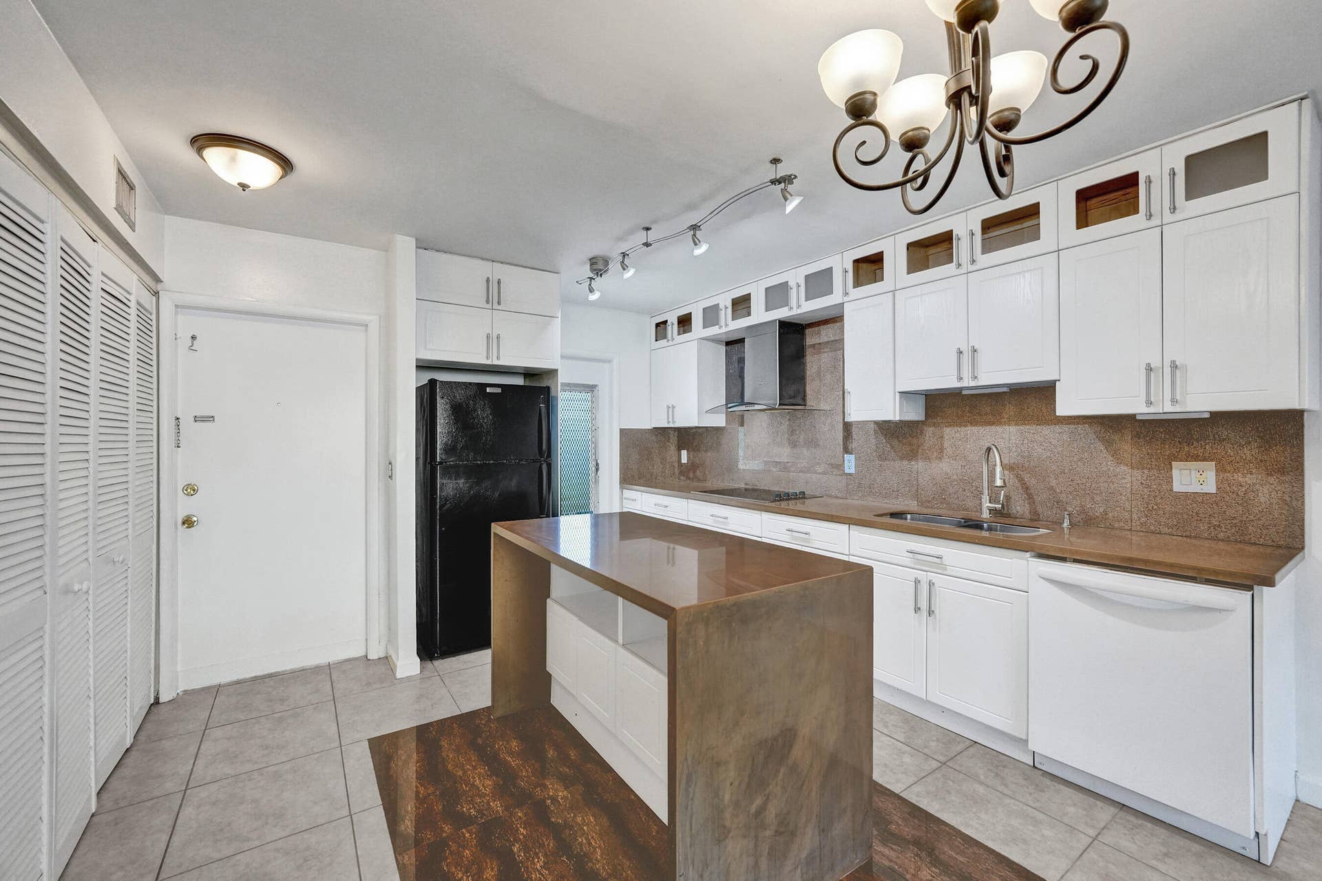 600 SE 2nd Avenue, #K2, Deerfield Beach, FL 33441 RJP02496