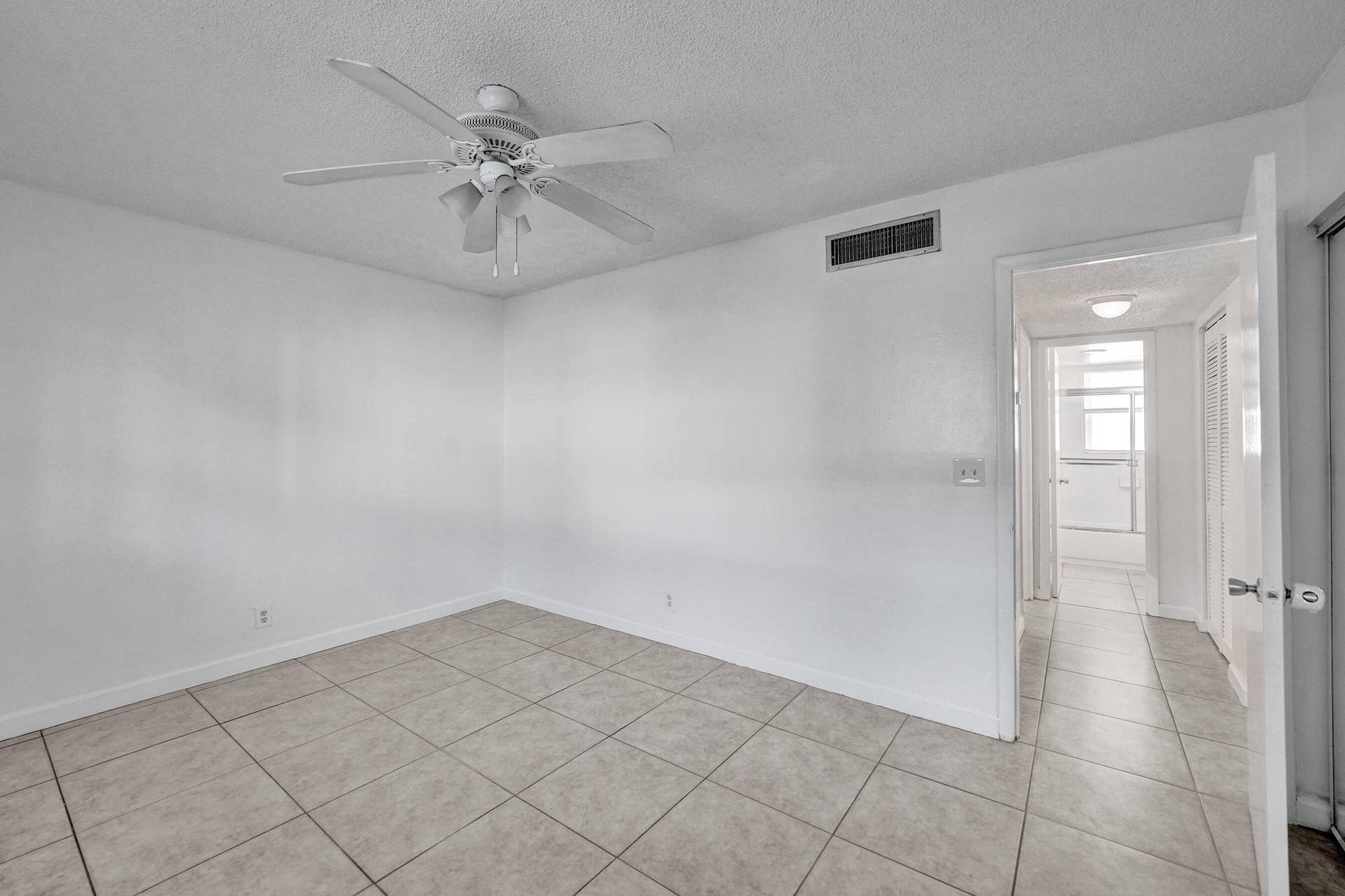 600 SE 2nd Avenue, #K2, Deerfield Beach, FL 33441 RJP02523